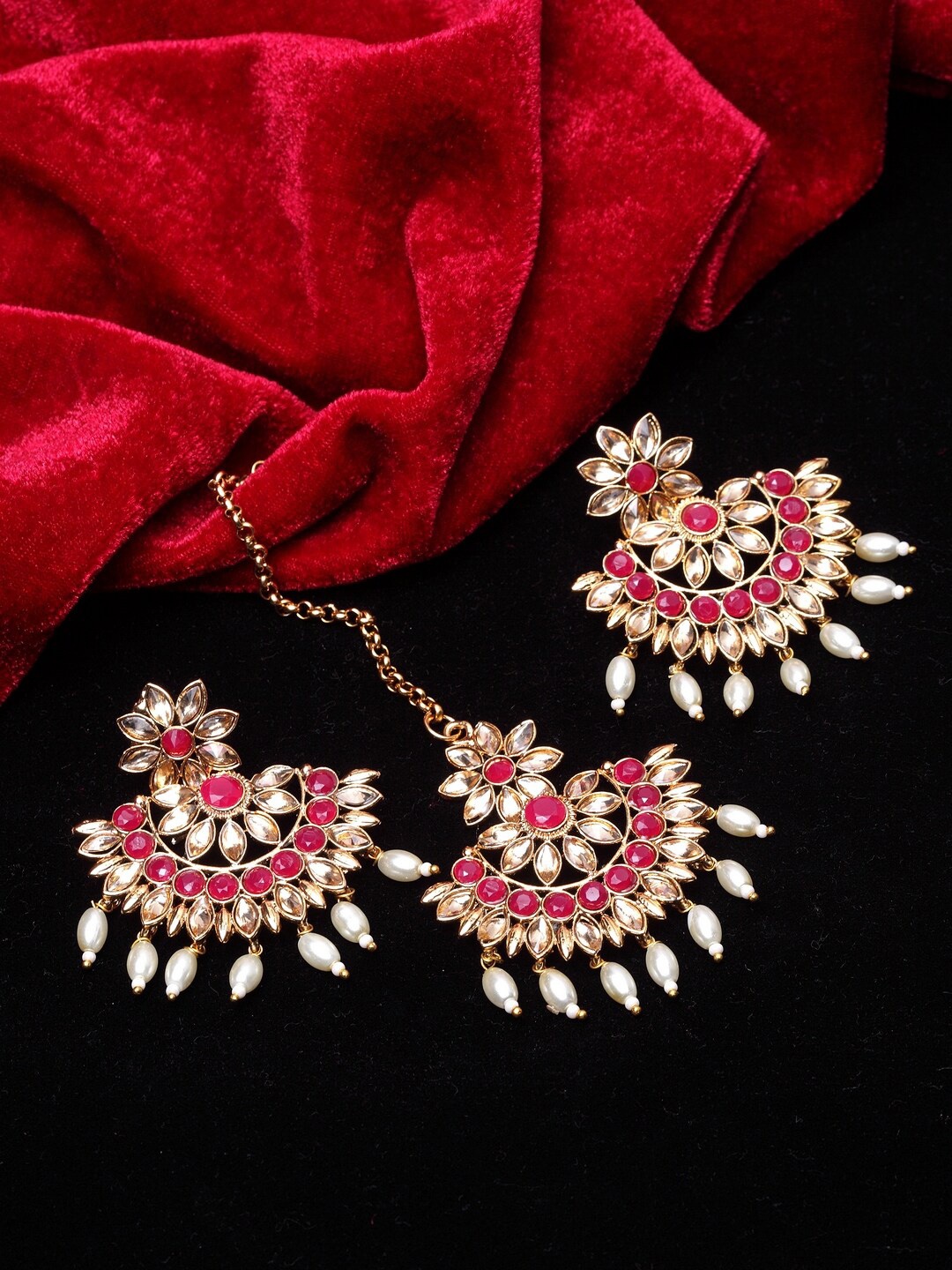 

PANASH Gold-Plated Stone-Studded Maang Tika with Earrings, Red