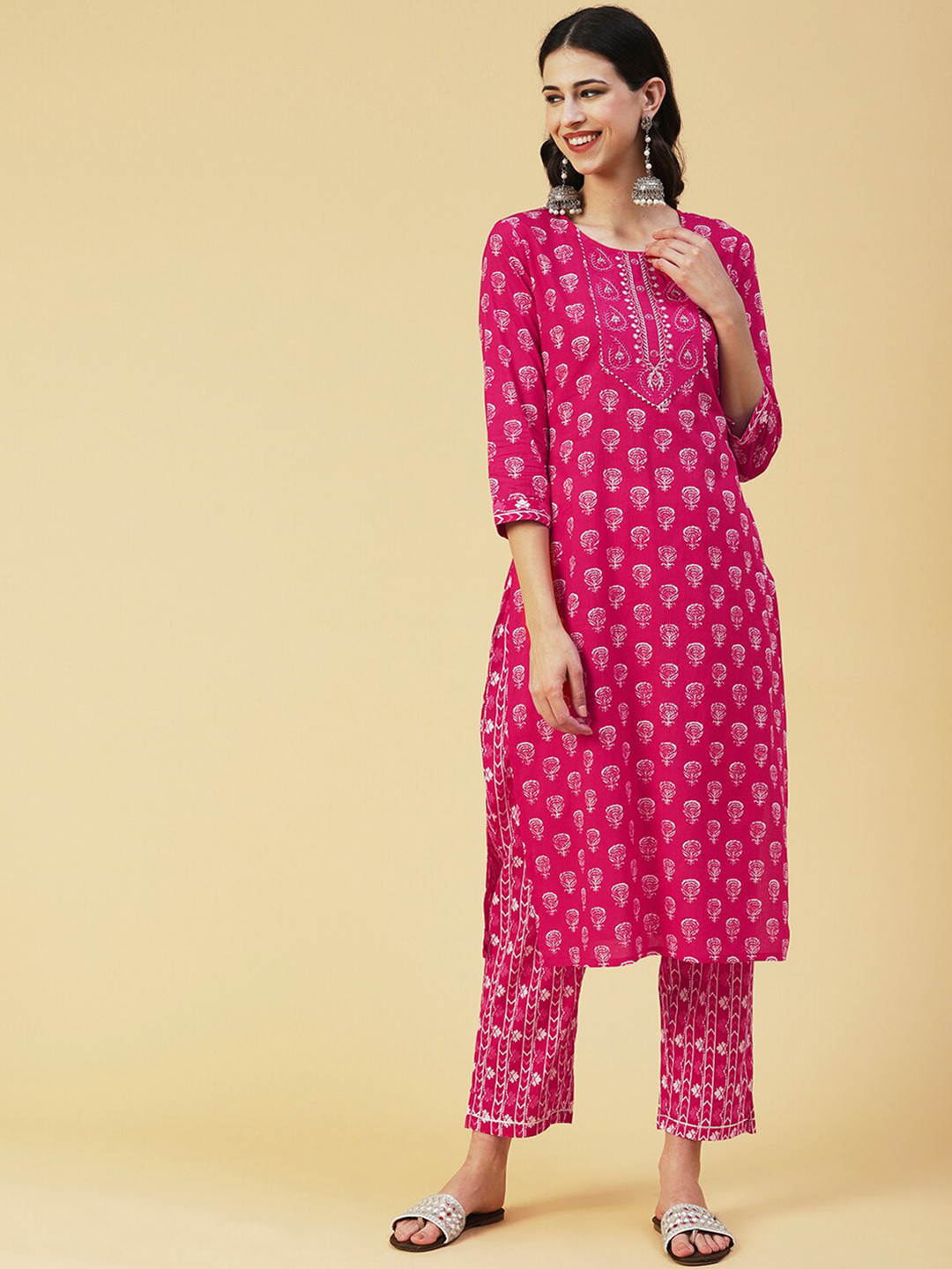 

FASHOR Women Ethnic Motifs Printed Pure Cotton Kurta with Trousers, Pink