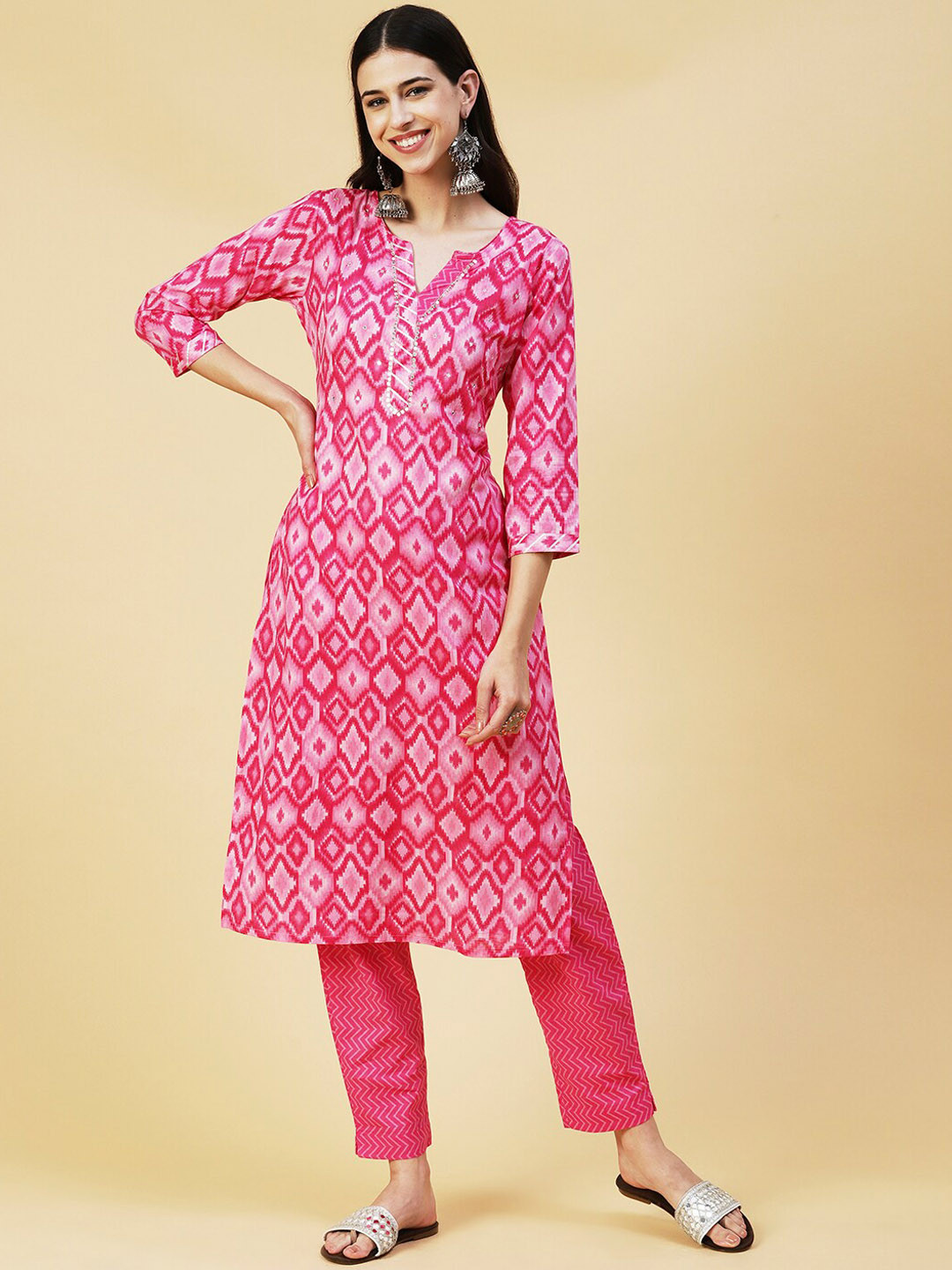 

FASHOR Women Ethnic Motifs Printed Pure Cotton Kurta with Trousers, Pink