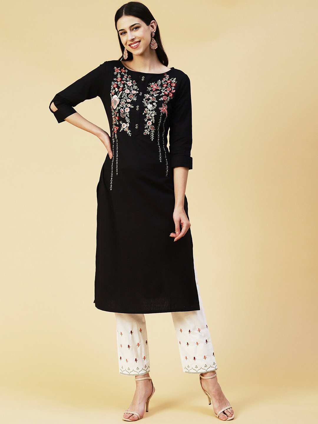 

FASHOR Women Floral Embroidered Thread Work Pure Cotton Kurta with Trousers, Black
