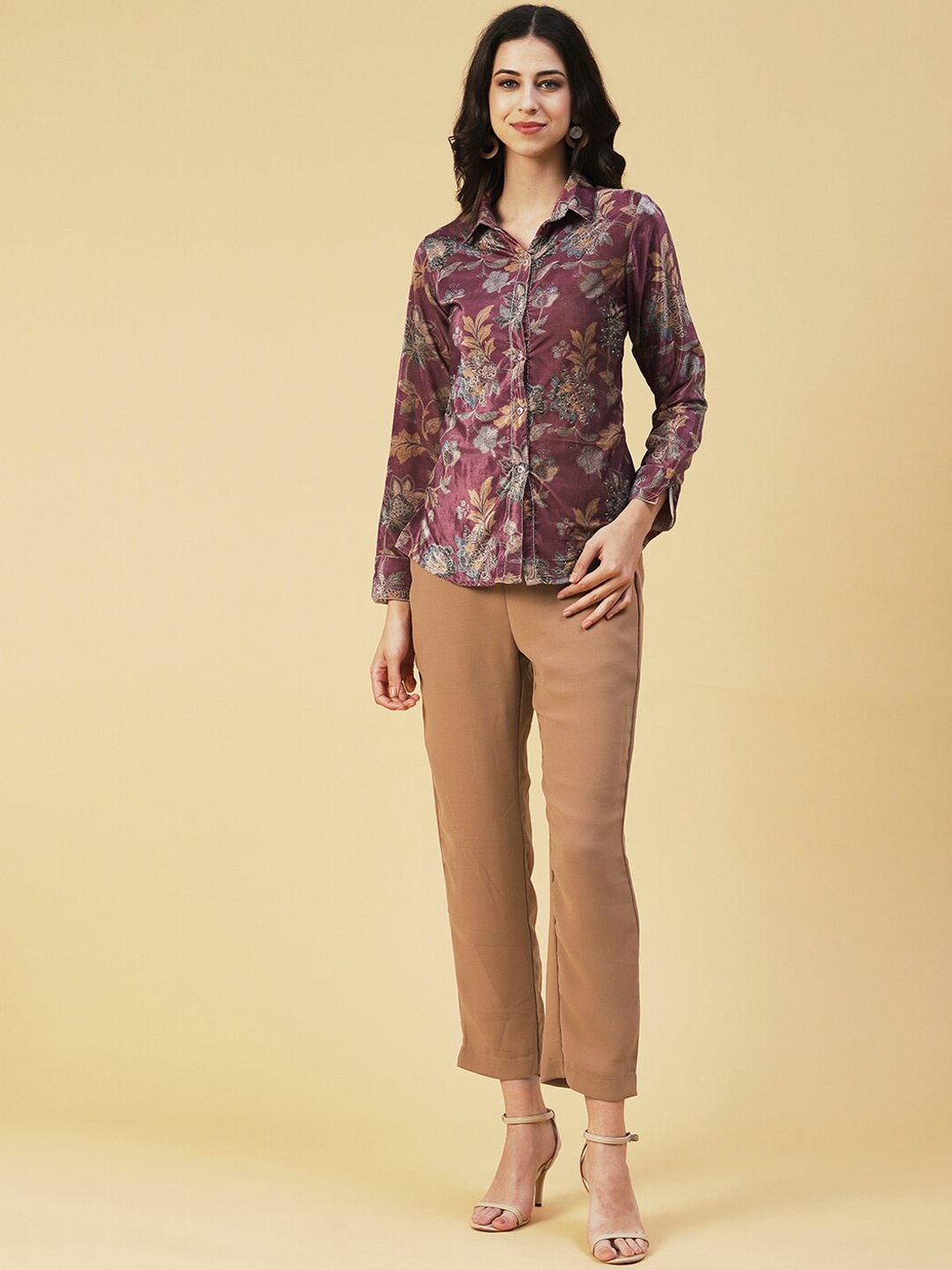 

FASHOR Women Printed Beaded Velvet Shirt & Cropped Trouser Co-ords, Rose