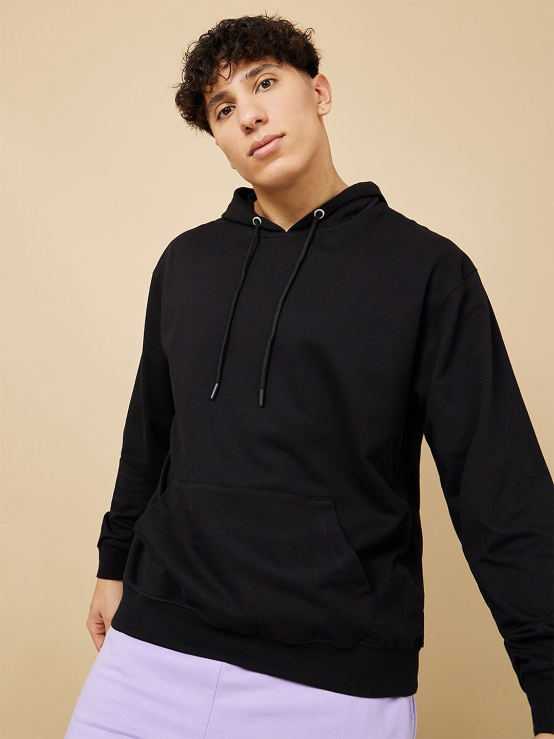 

Styli Men Boxy Hooded Cotton Sweatshirt, Black