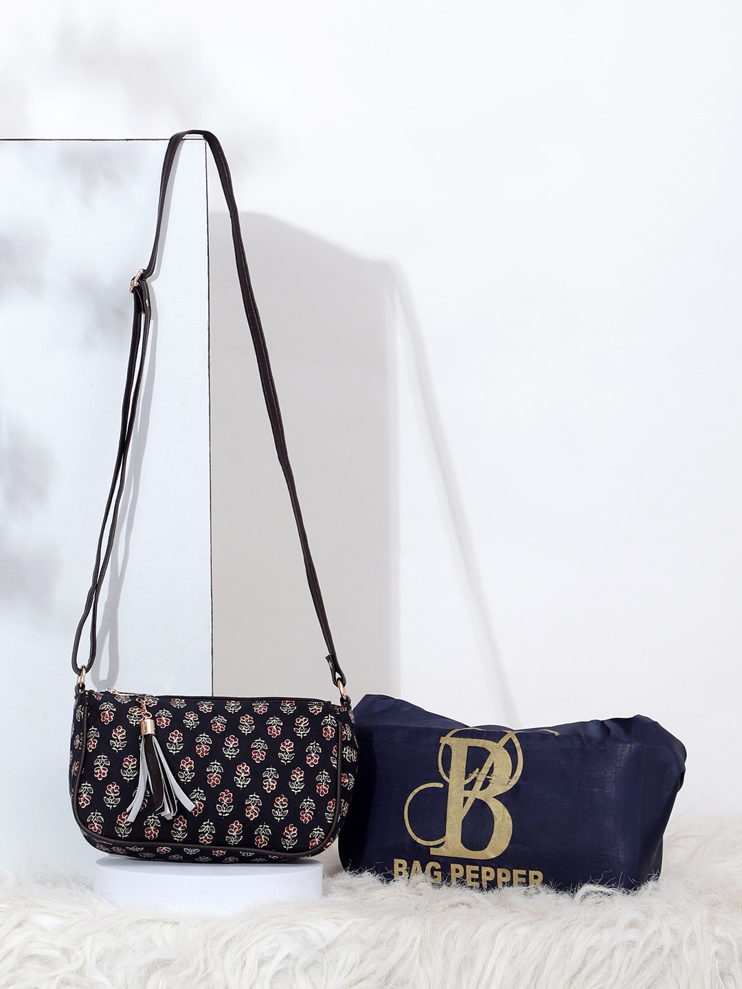 

Bag Pepper Ethnic Motifs Printed Tasselled Cotton Structured Shoulder Bag, Black