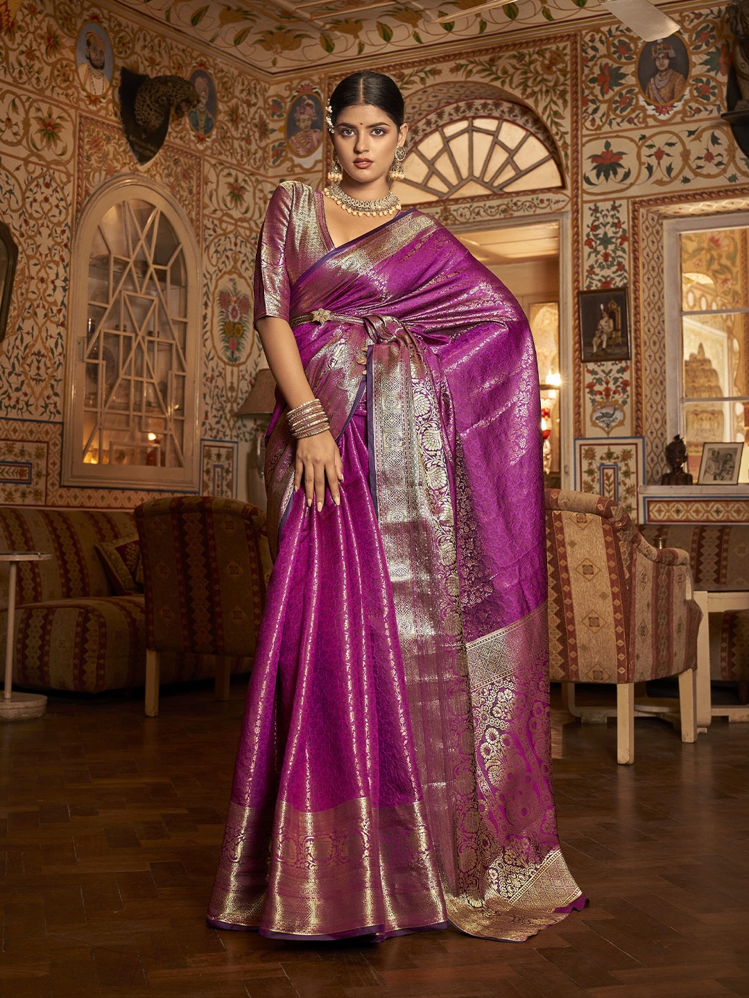

elora Woven Design Zari Kanjeevaram Saree, Magenta