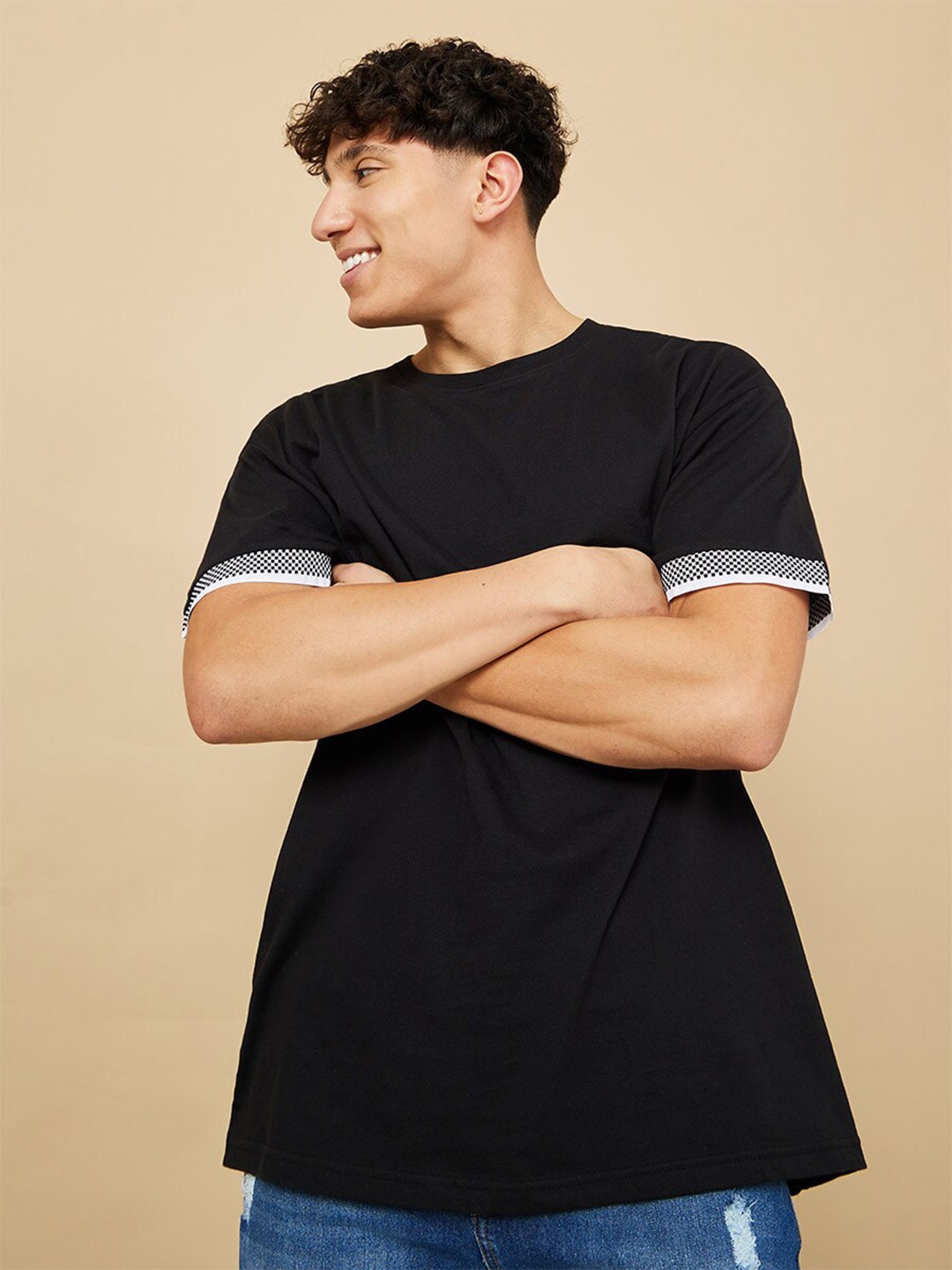 

Styli Men Drop-Shoulder Sleeve Oversized Cotton T-shirt, Black
