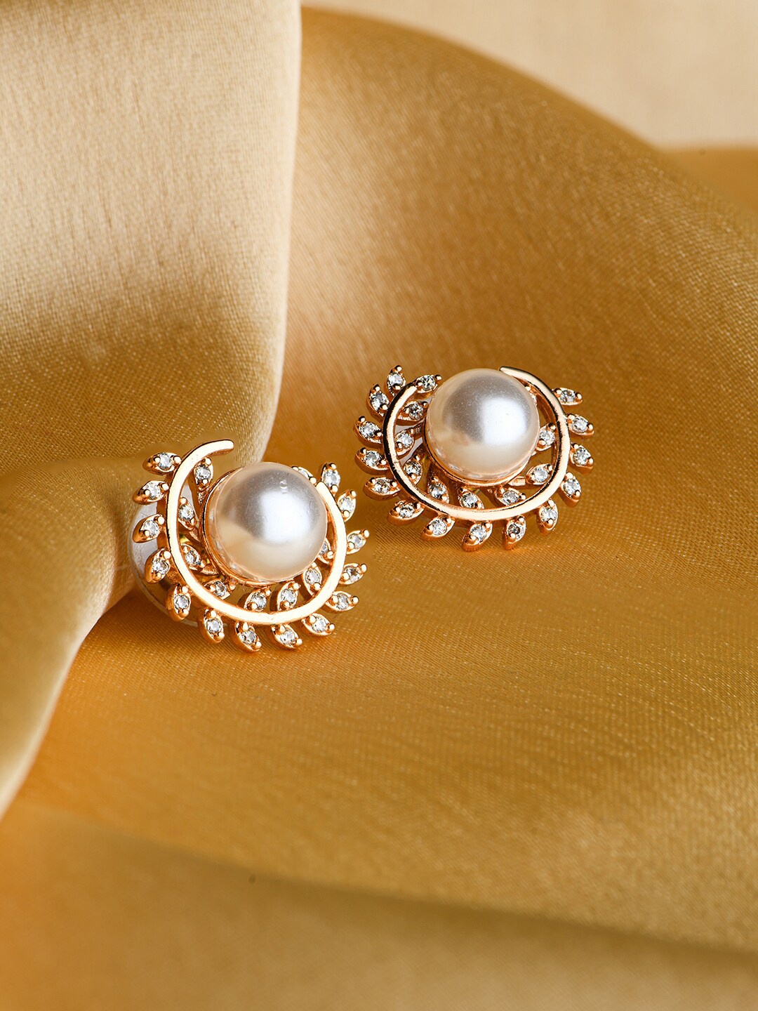 

Fida Gold-Plated Pearl & CZ stone Leaf Stud Earring