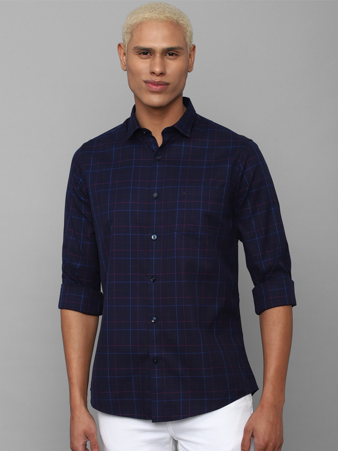 

Allen Solly Men Slim Fit Checked Casual Cotton Shirt, Navy blue