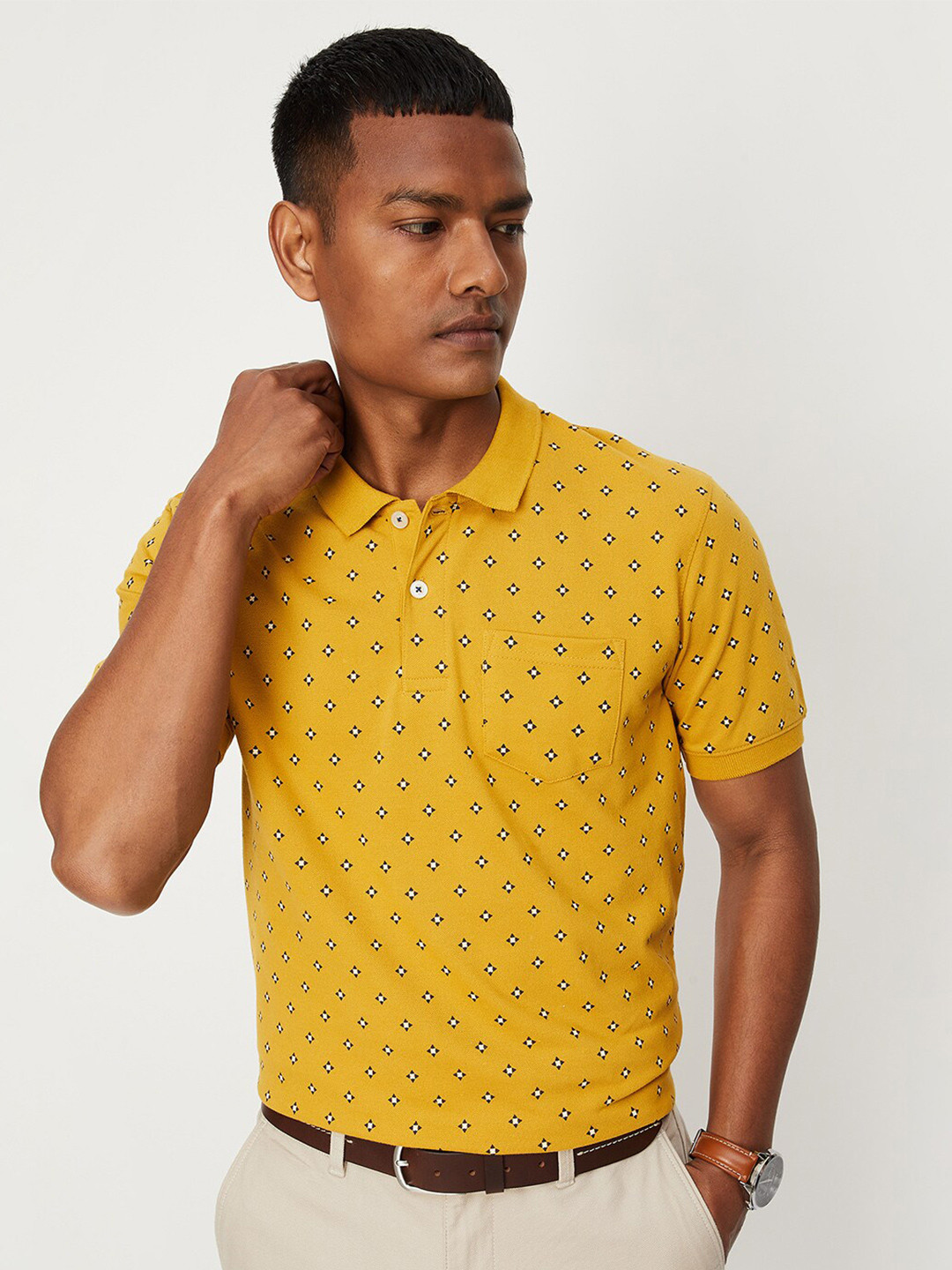 

max Men Printed Polo Collar T-shirt, Mustard