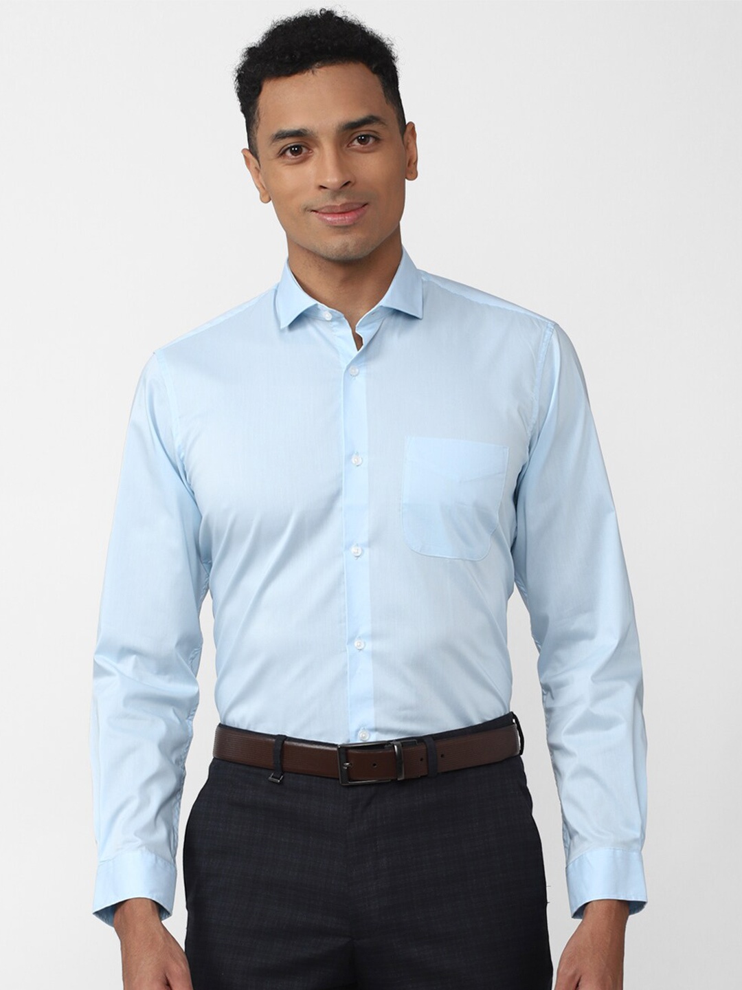 

Peter England Men Slim Fit Formal Shirt, Blue