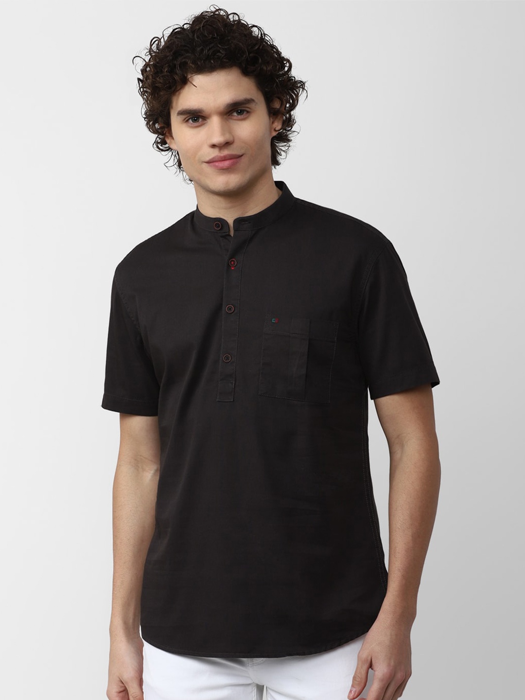 

Peter England Casuals Men Slim Fit Pure Cotton Casual Shirt, Black