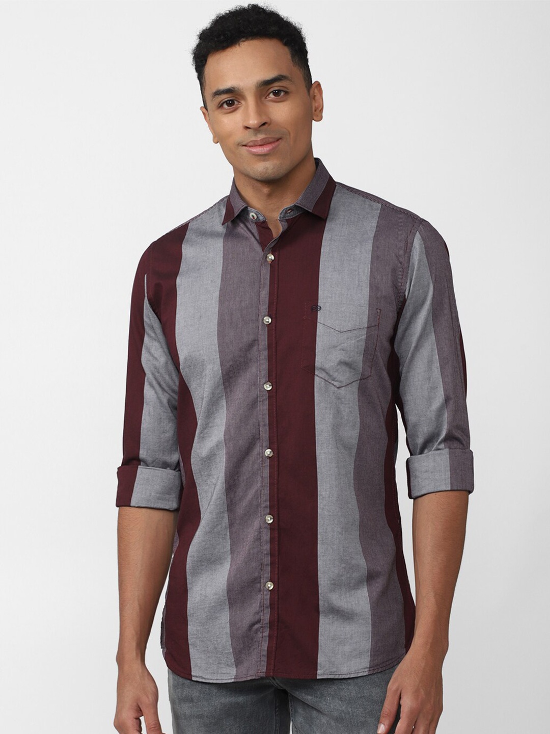

Peter England Casuals Men Slim Fit Striped Casual Cotton Shirt, Grey