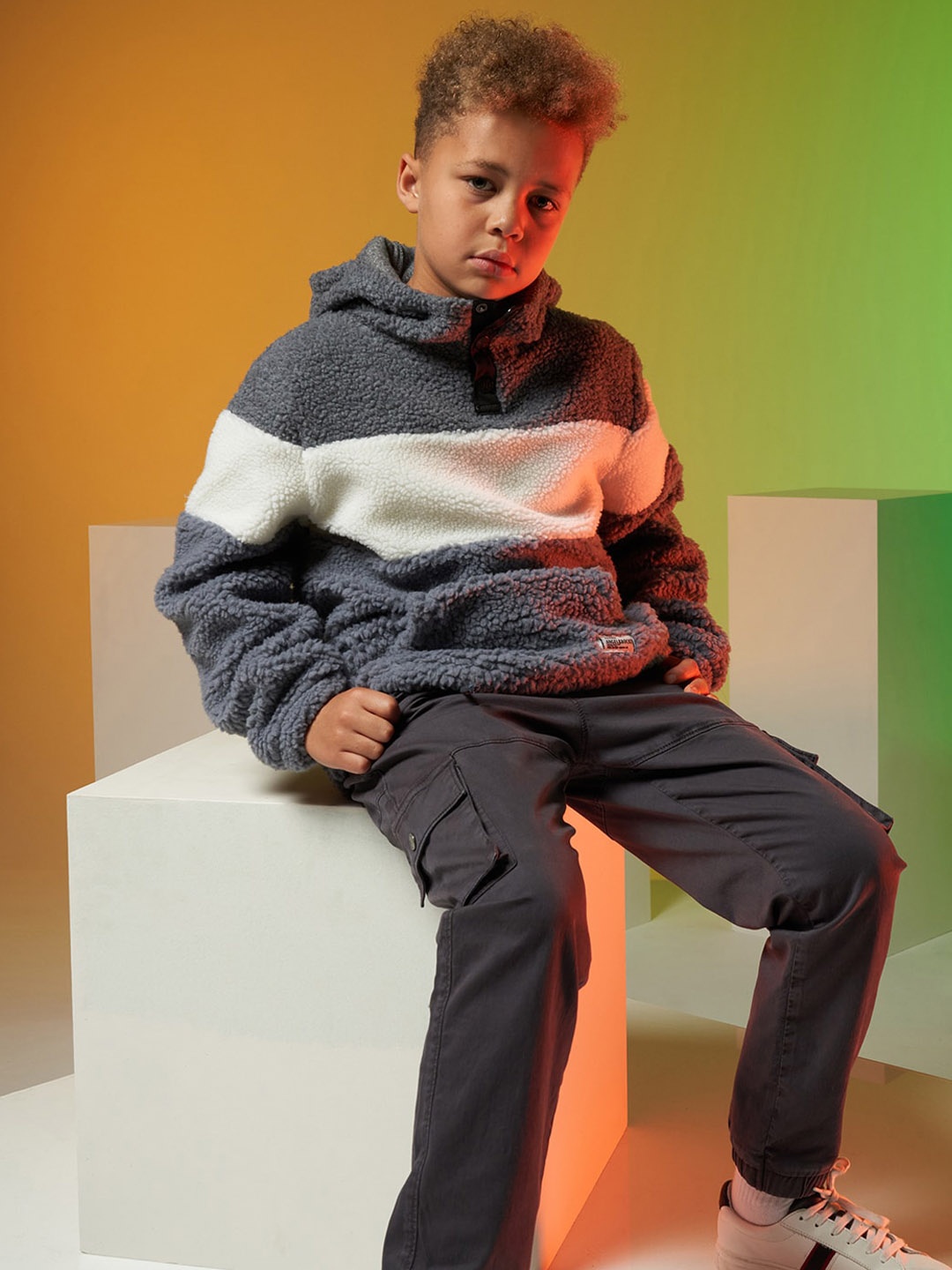 

Angel & Rocket Boys Hooded Sweatshirt, Grey