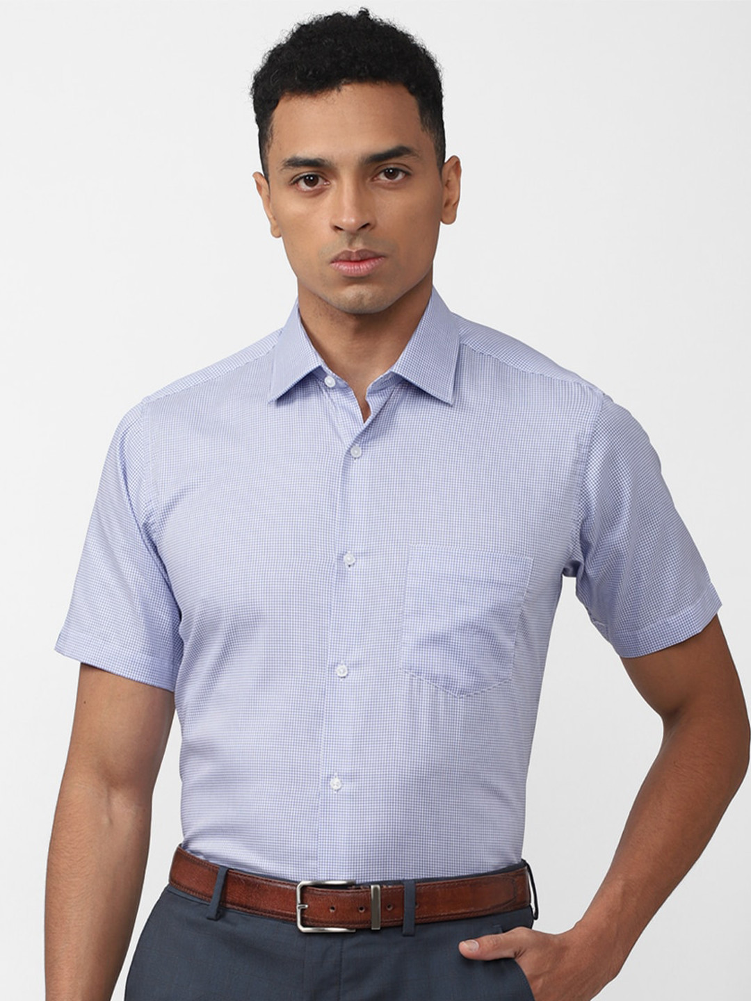 

Van Heusen Men Checked Pure Cotton Formal Shirt, Blue