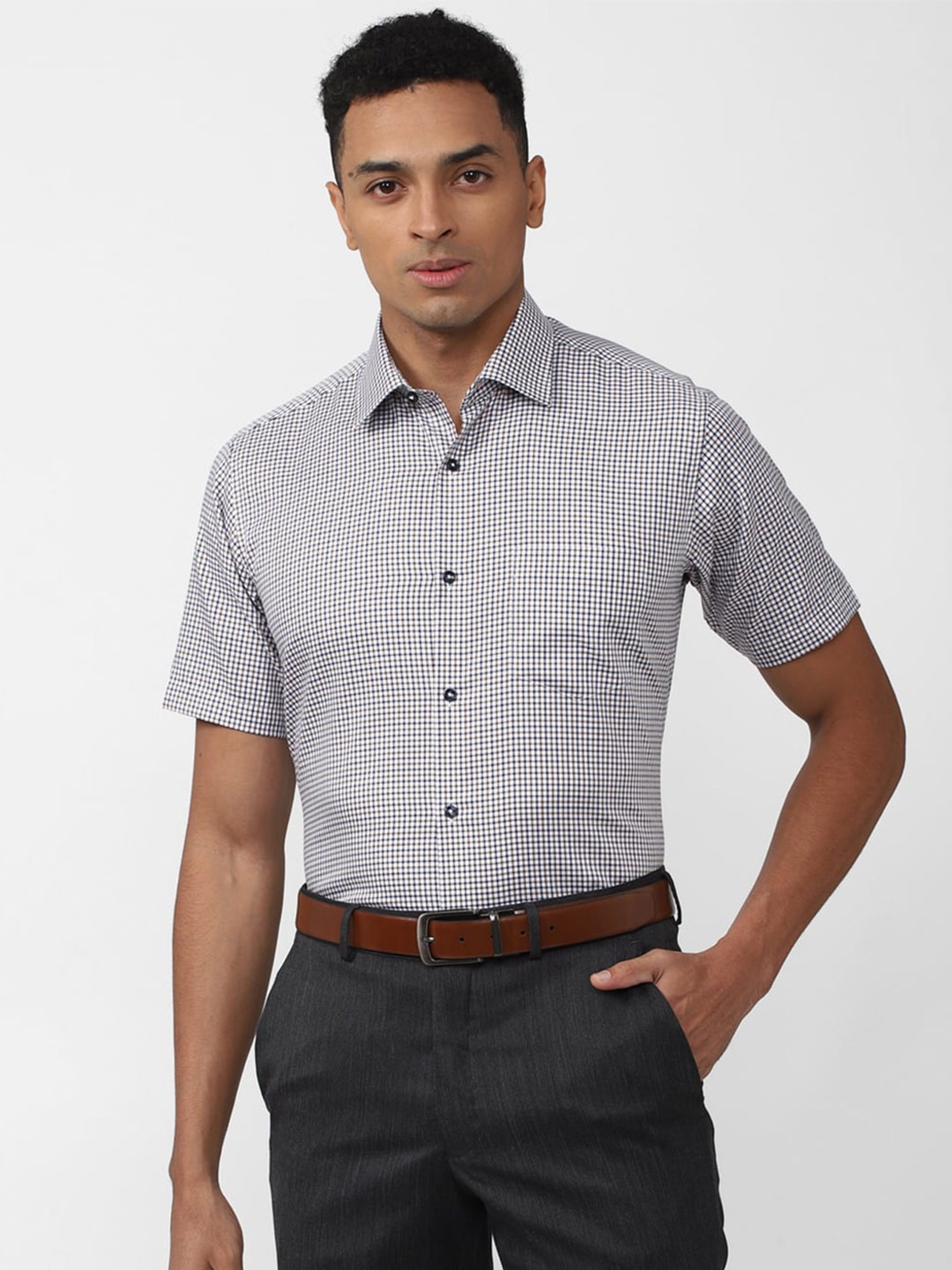 

Van Heusen Men Grid Tattersall Checks Pure Cotton Formal Shirt, Grey