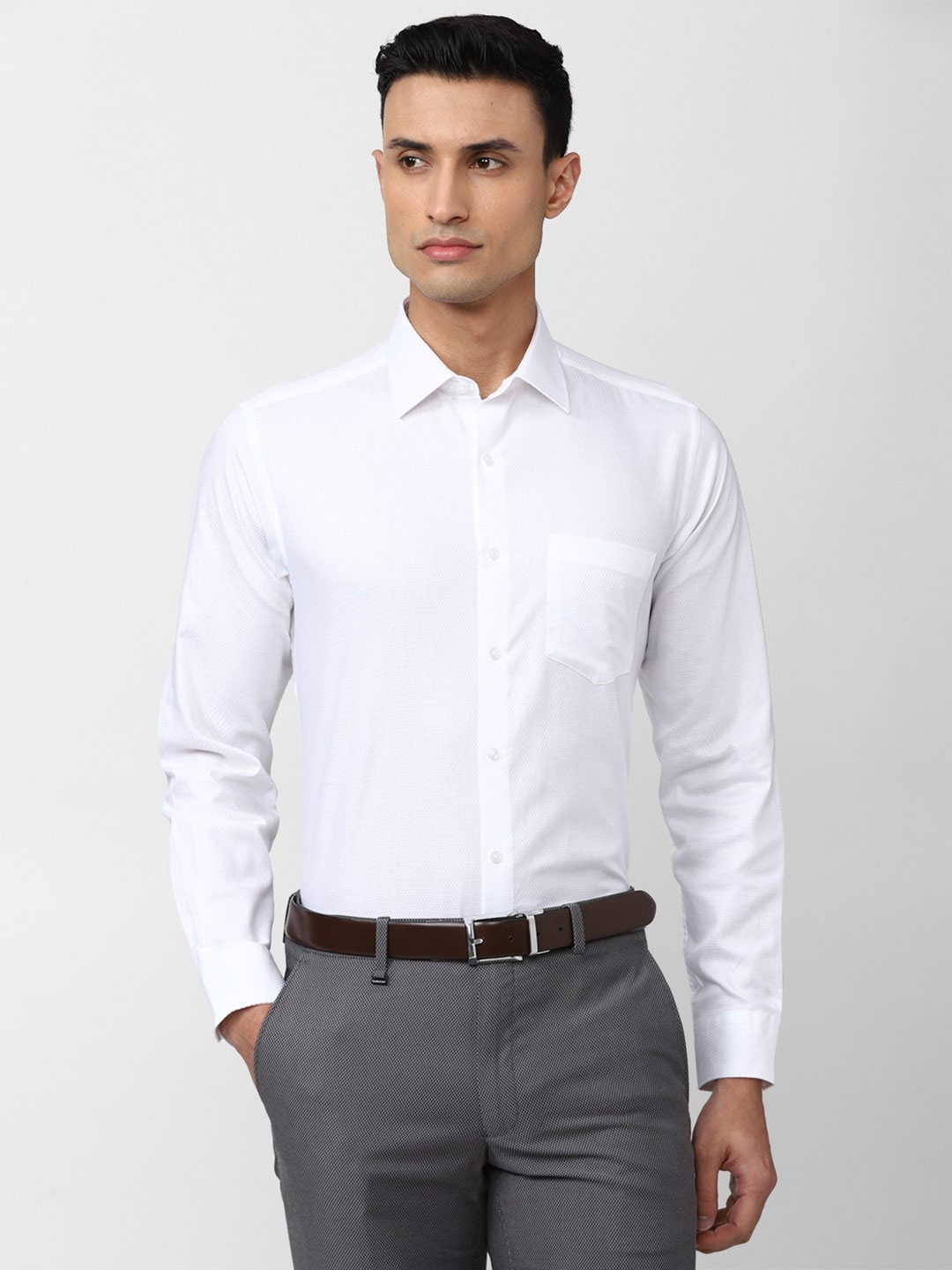 

Van Heusen Men Slim Fit Pure Cotton Formal Shirt, White