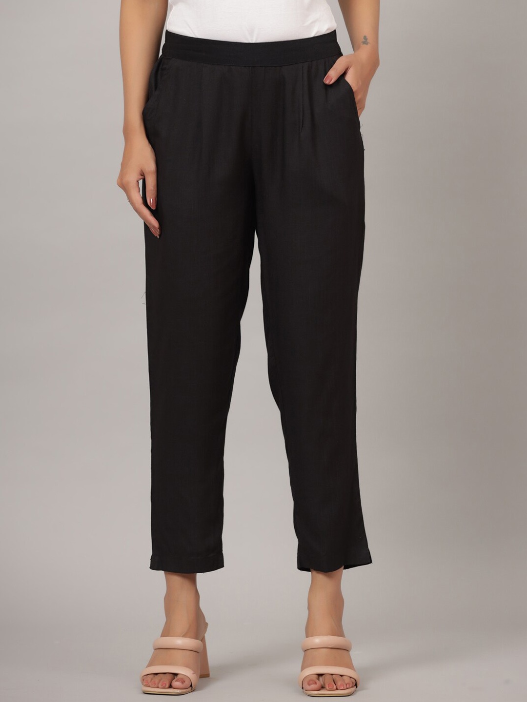 

CRAFTED FOR YOU Women Cropped Pleated Trousers, Black