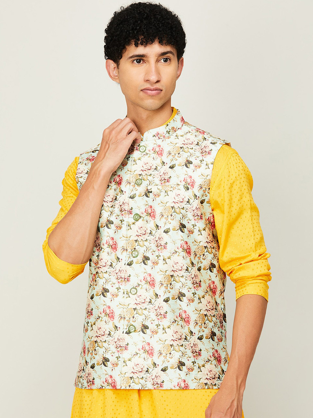 

Melange by Lifestyle Men Floral Cotton Nehru Jacket, Off white