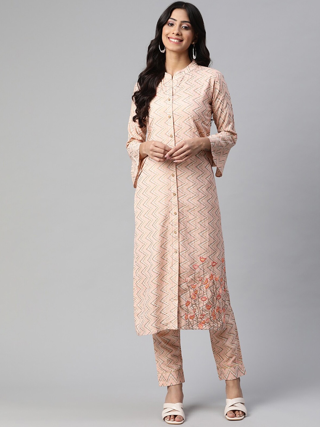 

KALINI Women Chevron Printed Kurta with Trousers, Peach