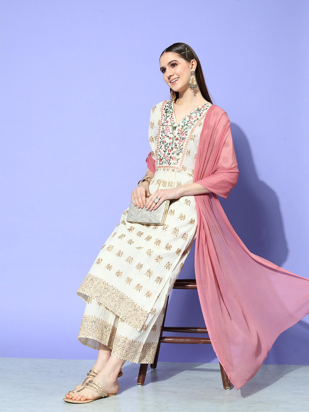 

Indo Era Women Off White Floral Embroidered Thread Work Kurta with Palazzos & With Dupatta