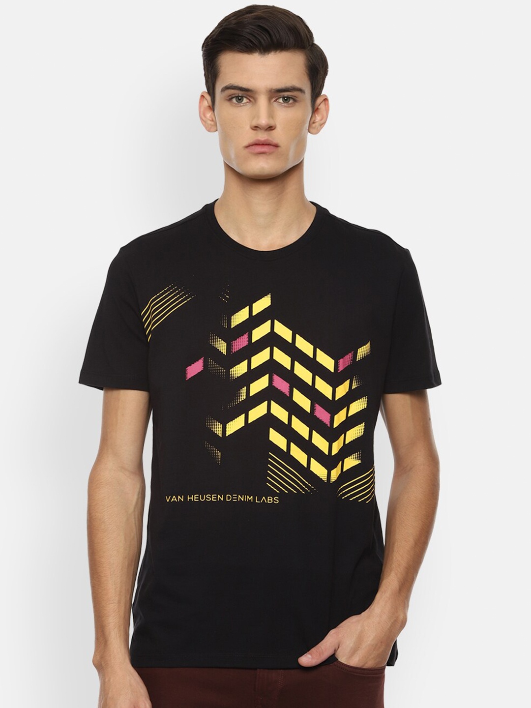 

VAN HEUSEN DENIM LABS Men Geometric Printed Pure Cotton T-shirt, Black