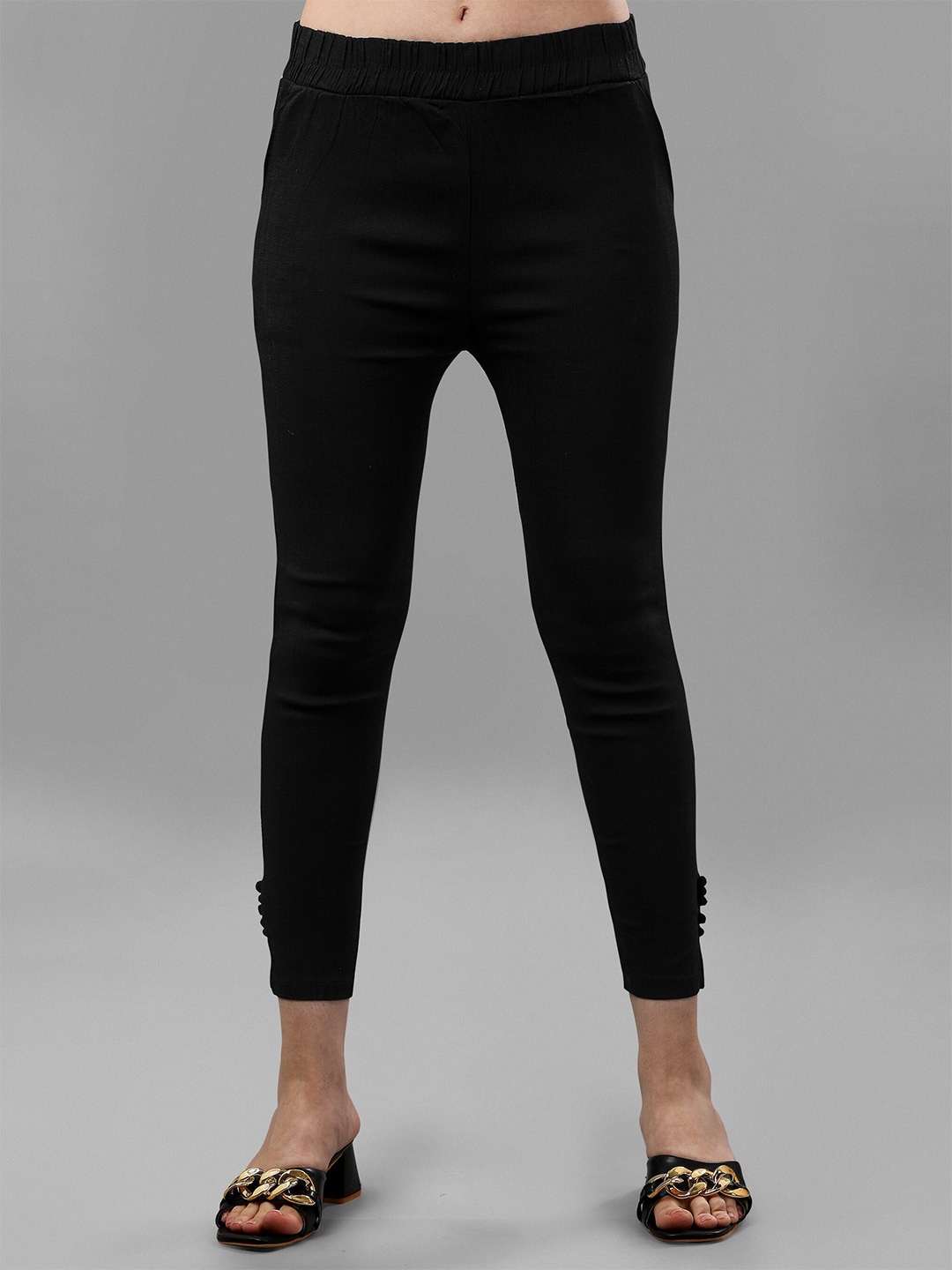 

ASPORA Women Cropped Skinny Fit Treggings, Black