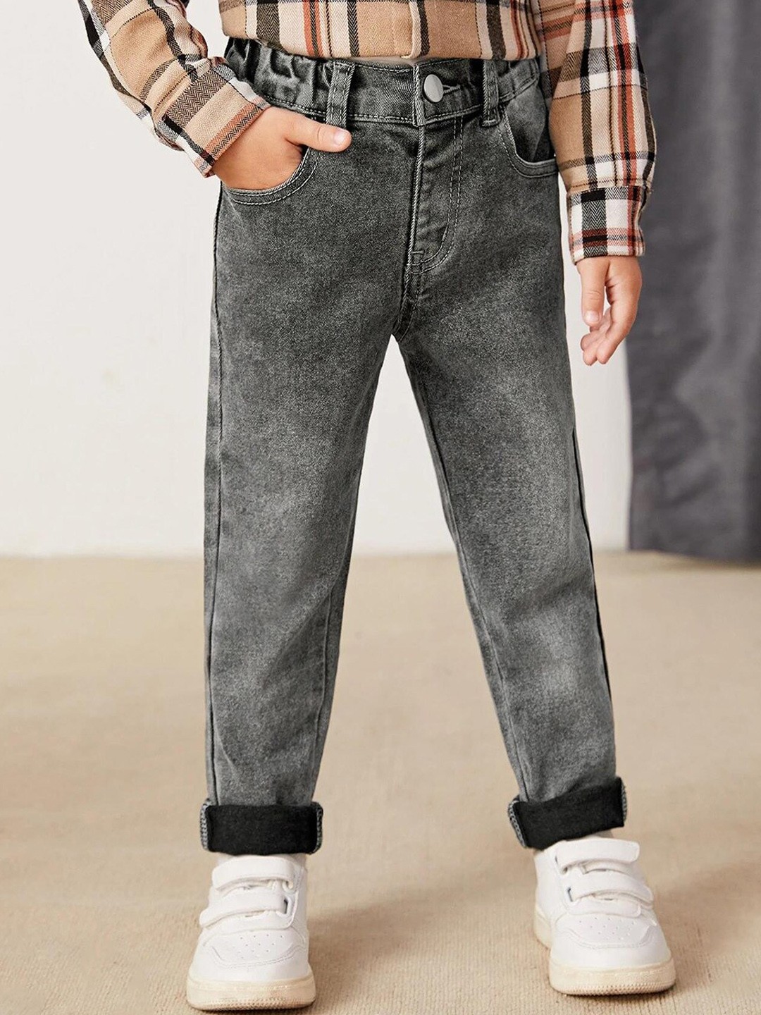 

Kotty Boys Regular Fit Mid-Rise Jeans, Black
