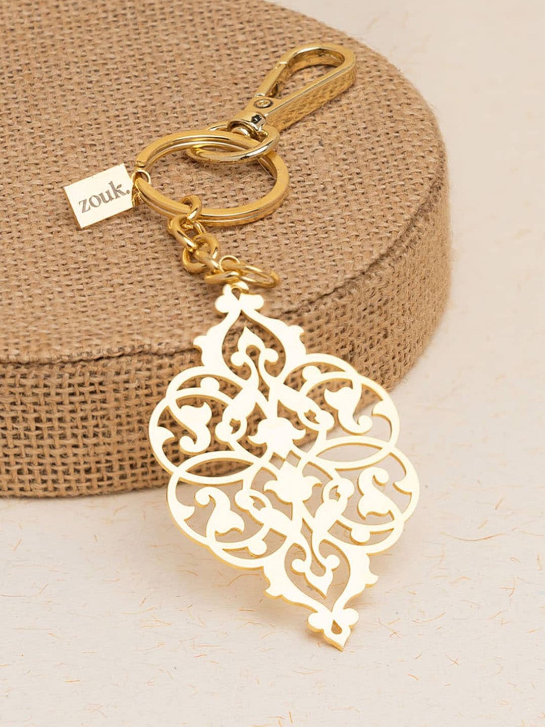 

ZOUK Women Gold-Plated Lattice Lace Bag Charm