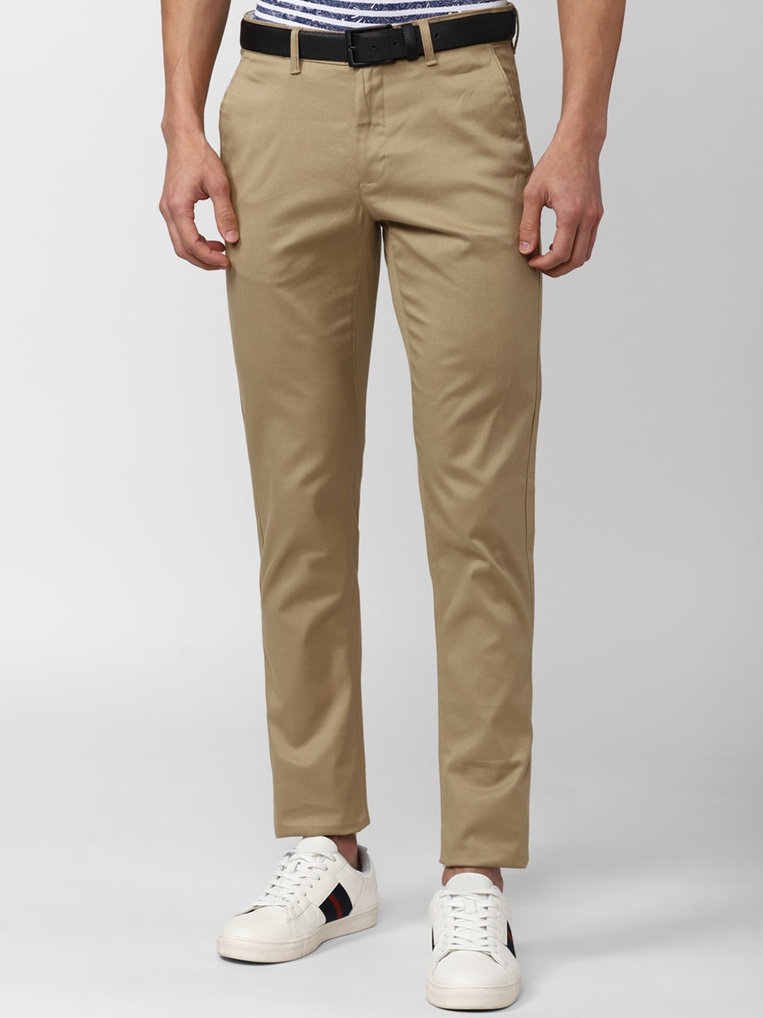 

Van Heusen Sport Men Mid-Rise Pure Cotton Slim Fit Trousers, Khaki