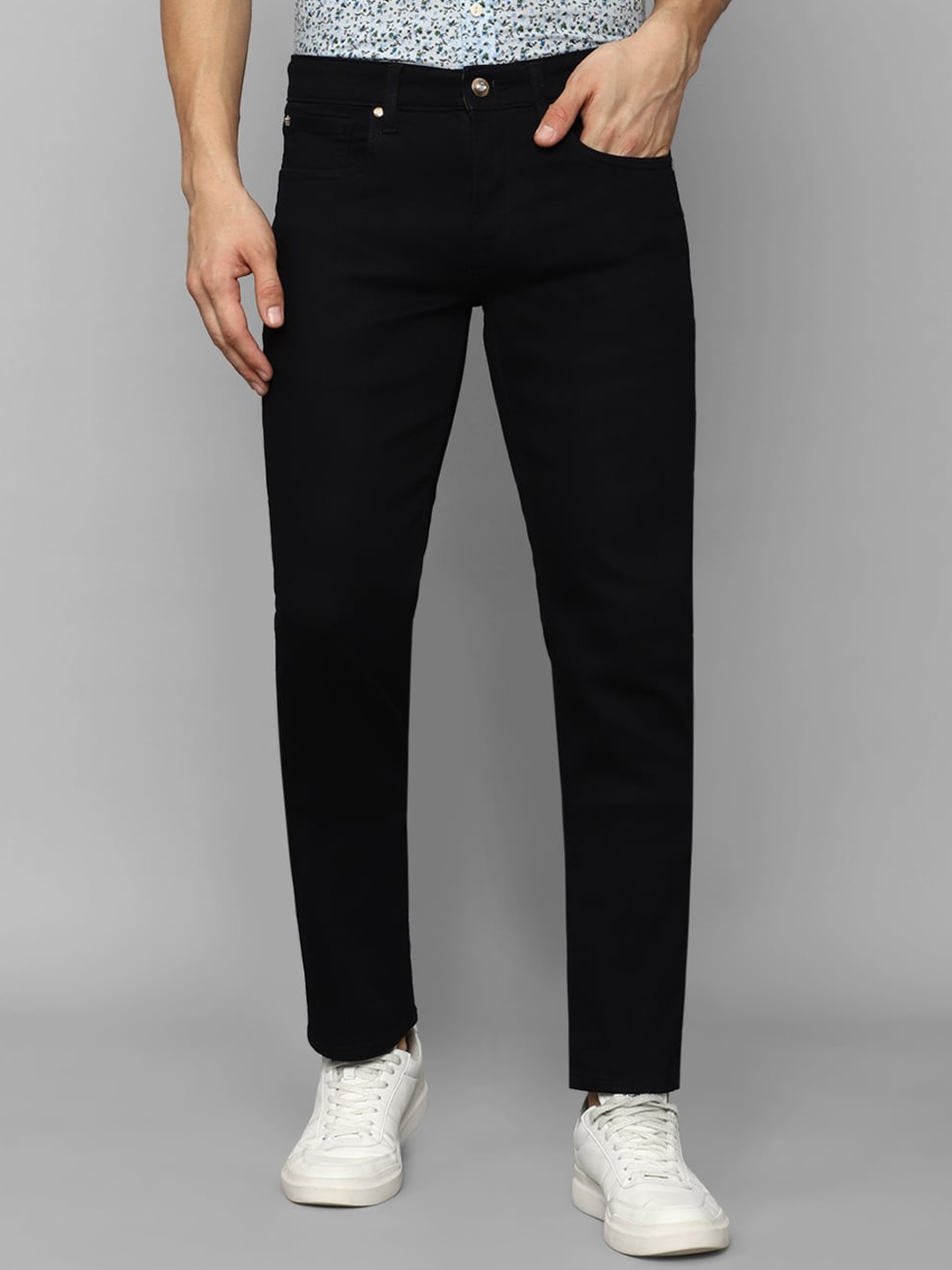 

Louis Philippe Jeans Men Slim Fit Stretchable Jeans, Black