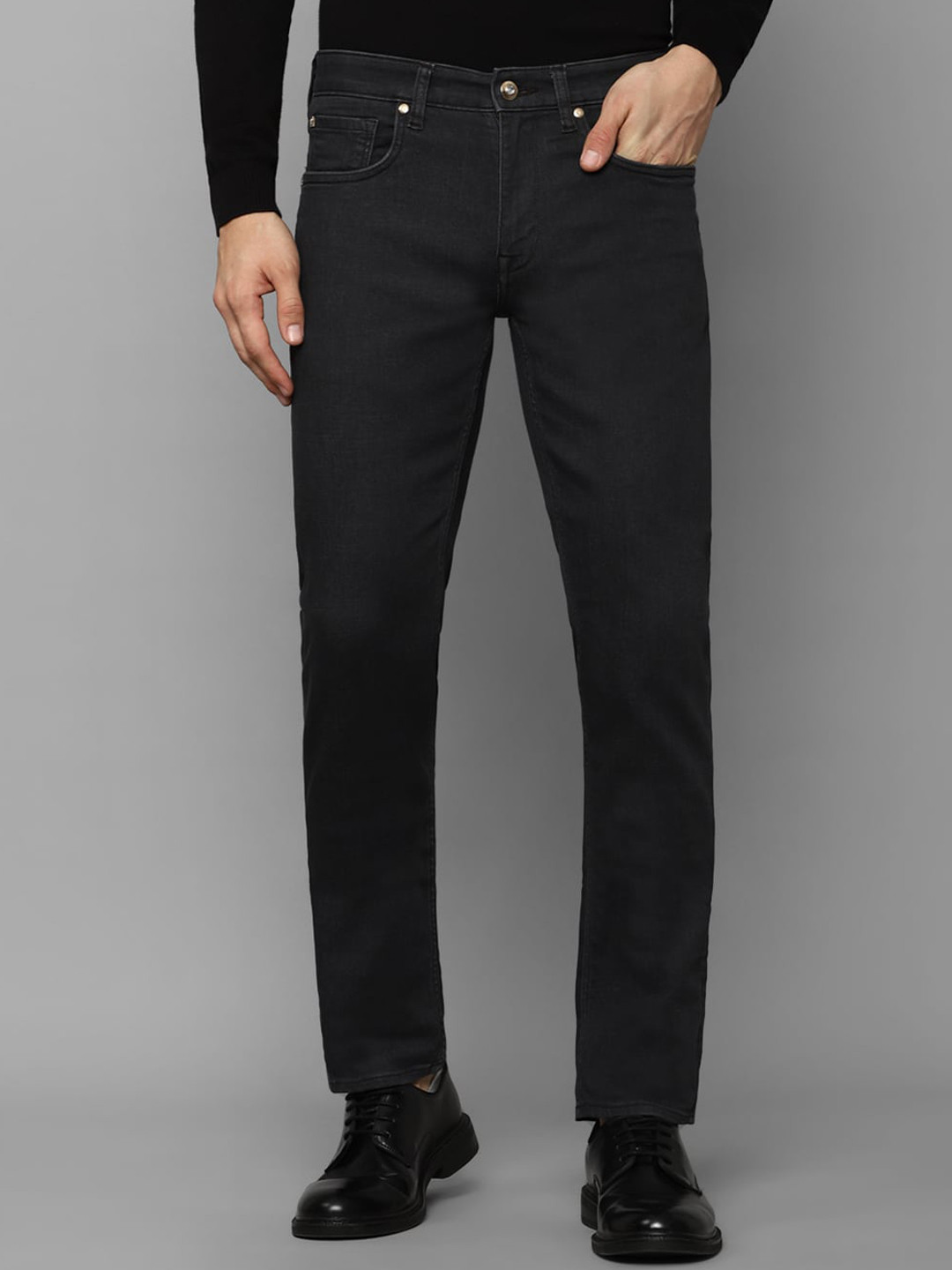 

Louis Philippe Jeans Men Slim Fit Stretchable Jeans, Black