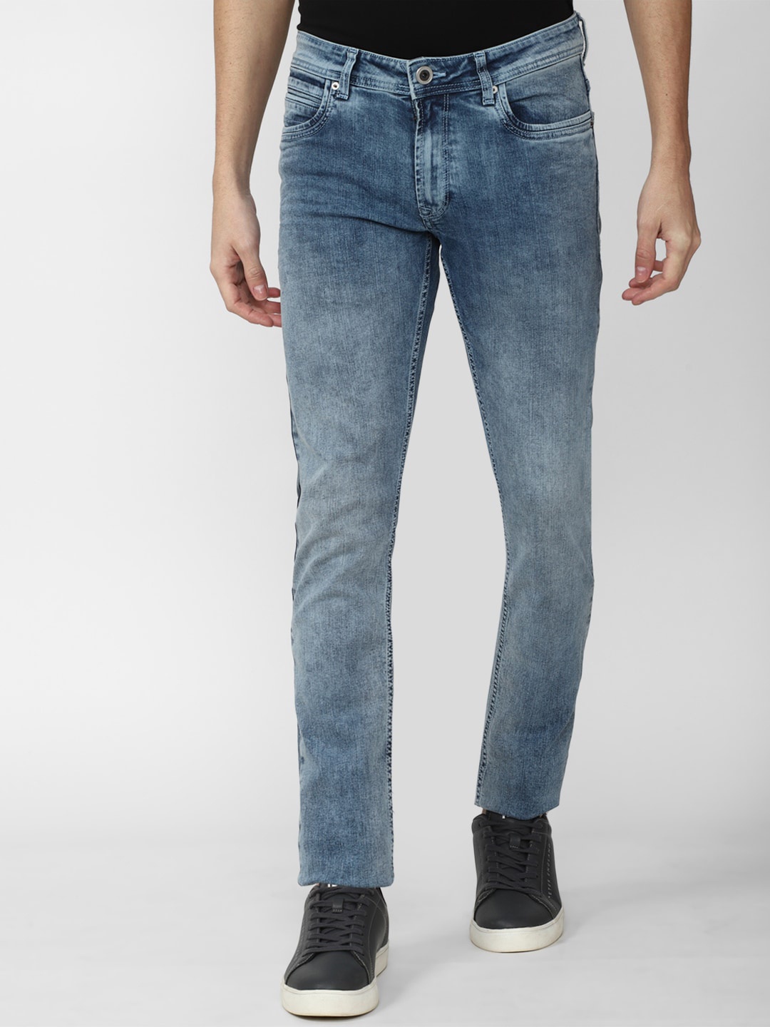 

Peter England Casuals Men Slim Fit Mid-Rise Jeans, Blue