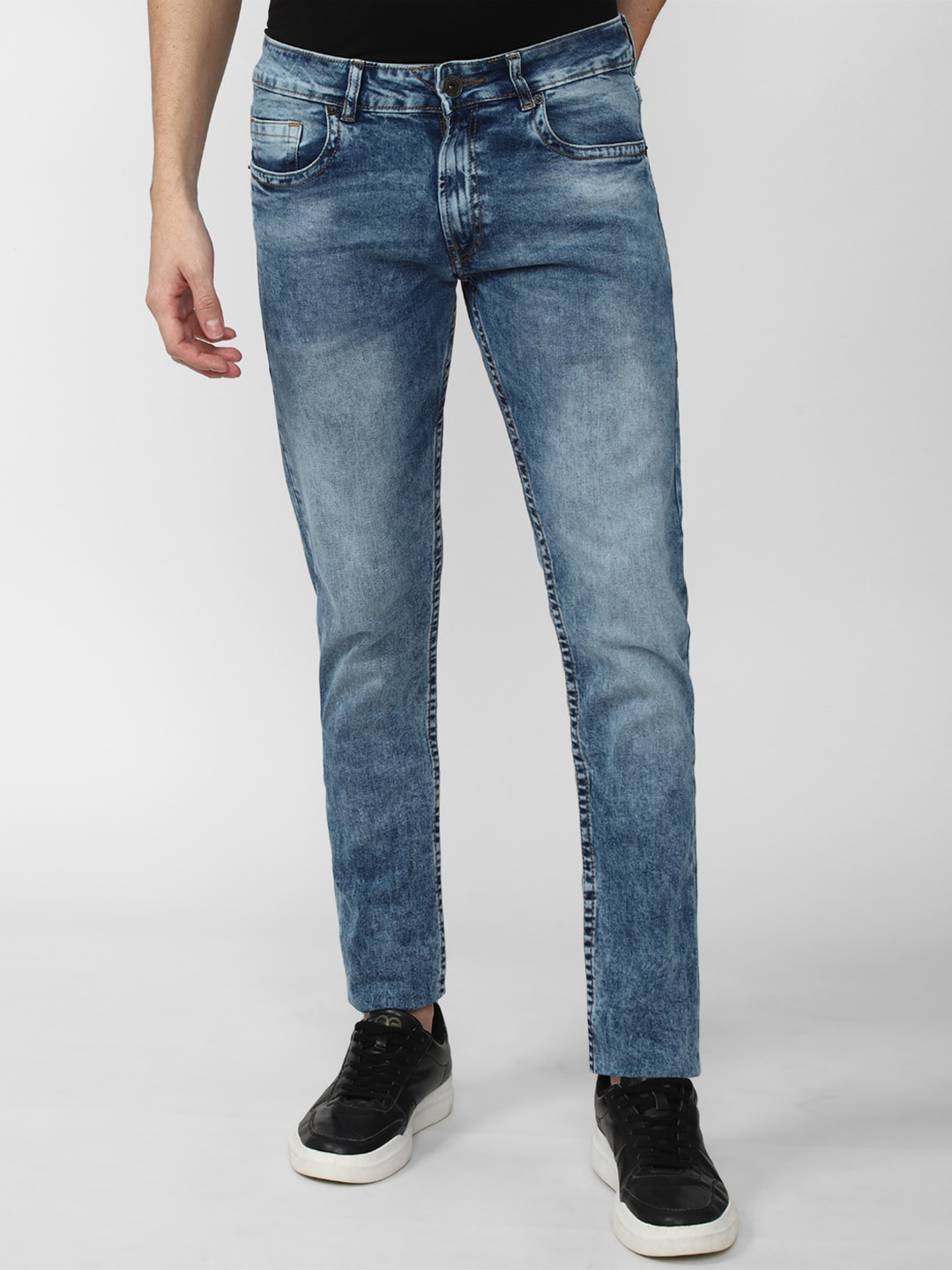 

Peter England Casuals Men Heavy Fade Jeans, Blue