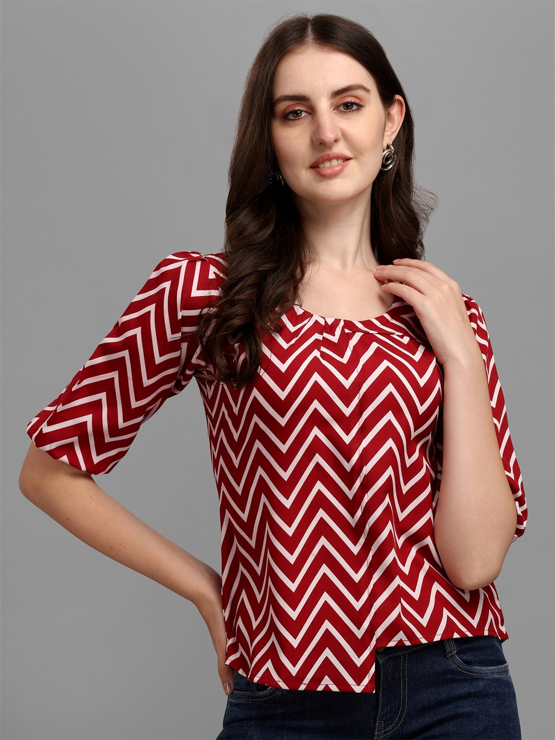 

Vaidehi Fashion Geometric Print Crepe Top, Maroon