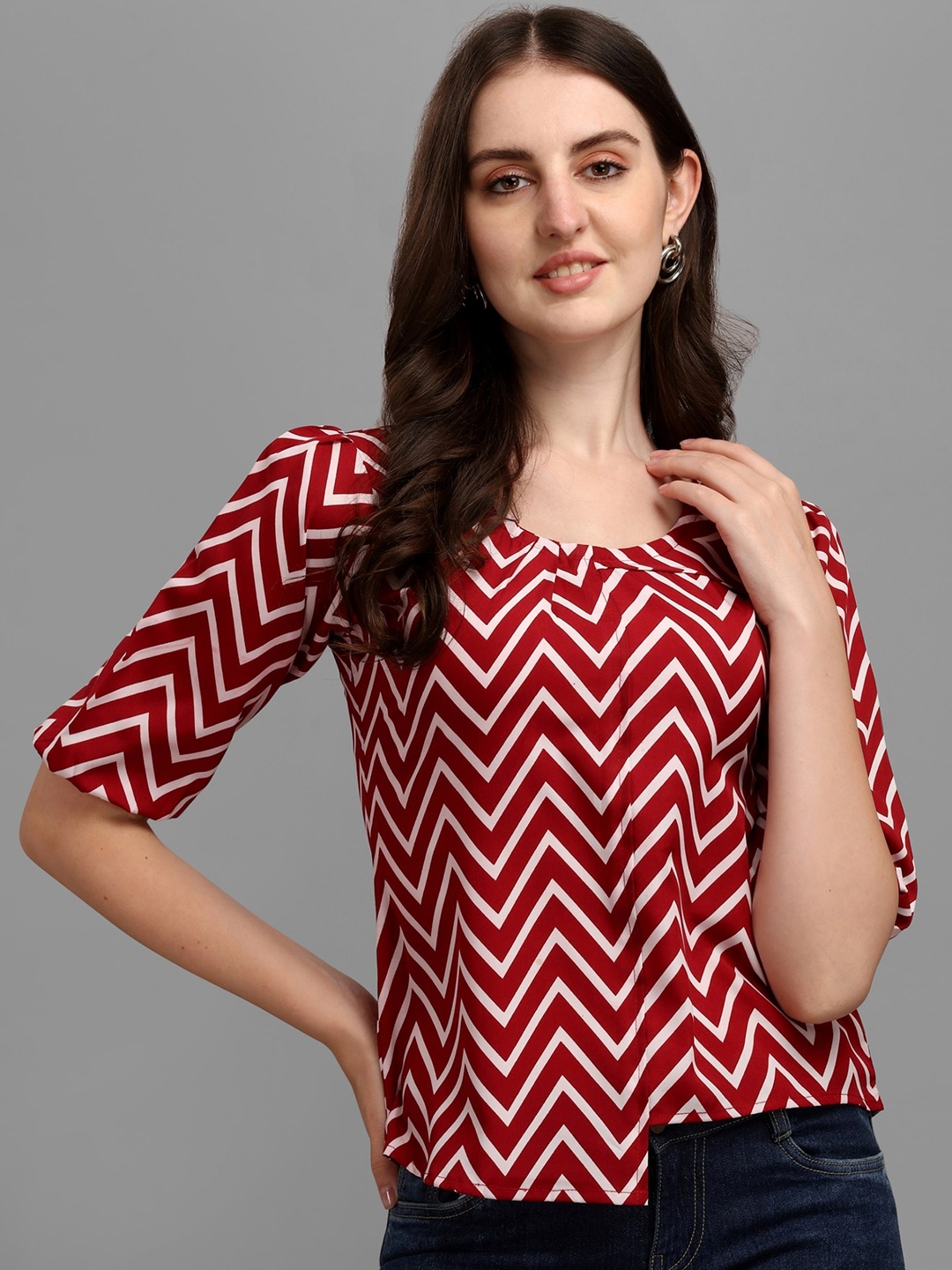 

Vaidehi Fashion Geometric Print Crepe Top, Maroon