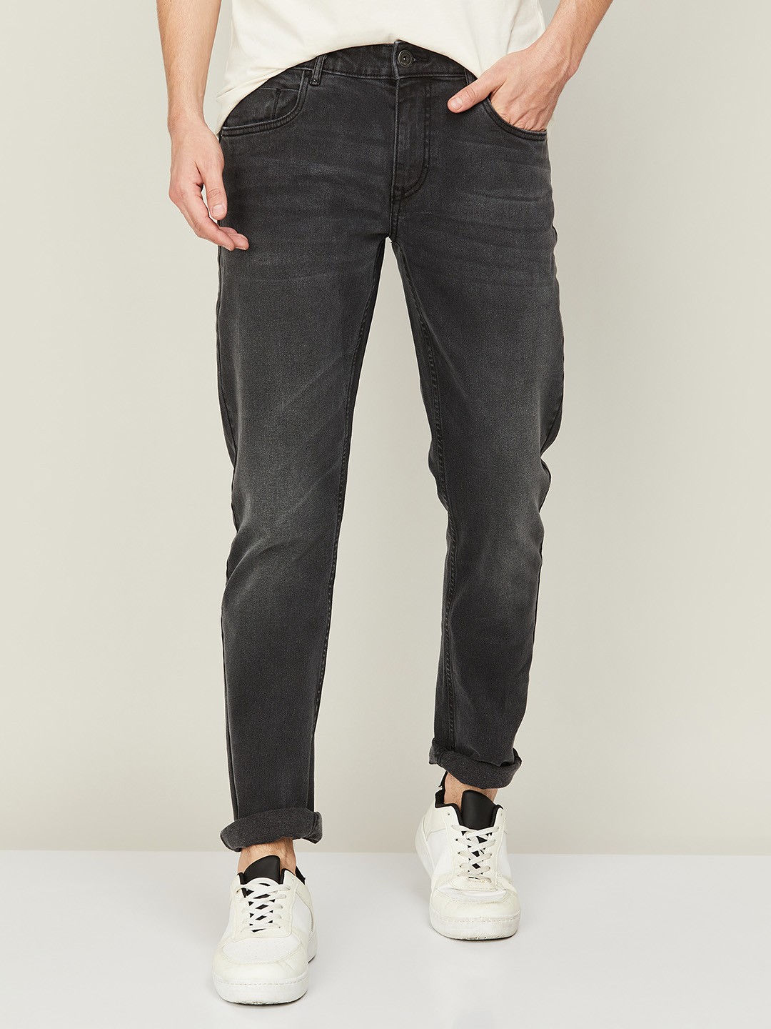 

Forca Men Light Fade Regular-Fit Cotton Jeans, Black