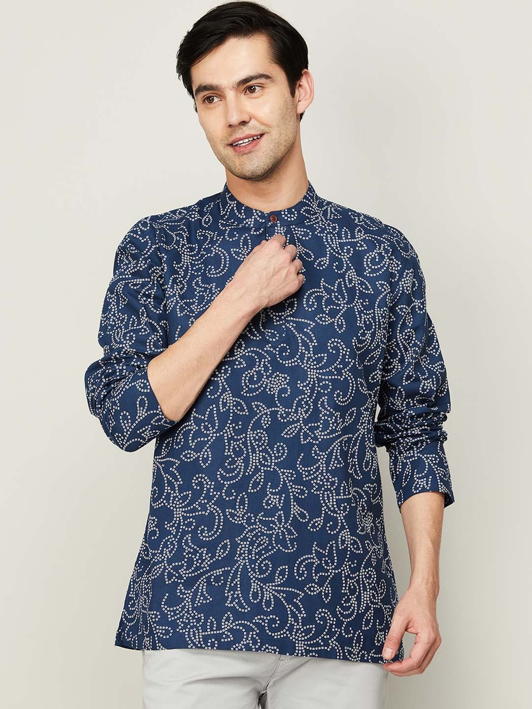 

Melange by Lifestyle Men Bandhani Printed Cotton Kurta, Navy blue