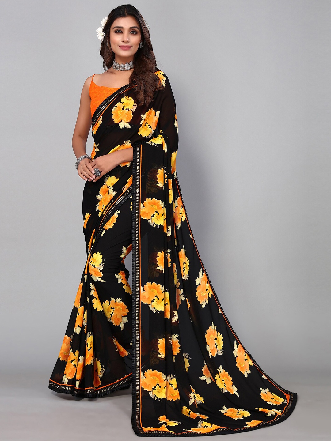 

KALINI Floral Sequinned Saree, Black