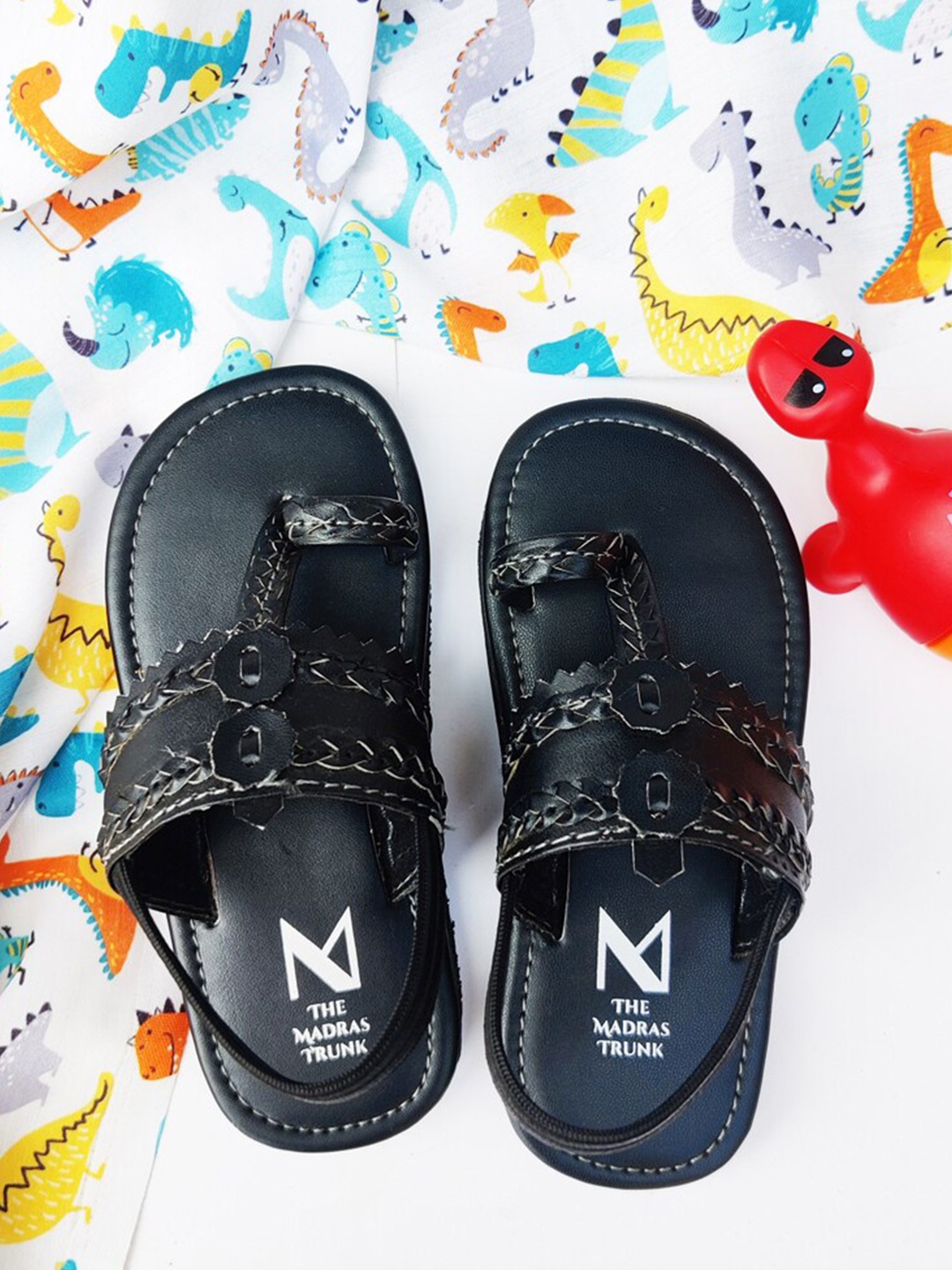 

THE MADRAS TRUNK Kids Black Leather Kolhapuri Comfort Sandals