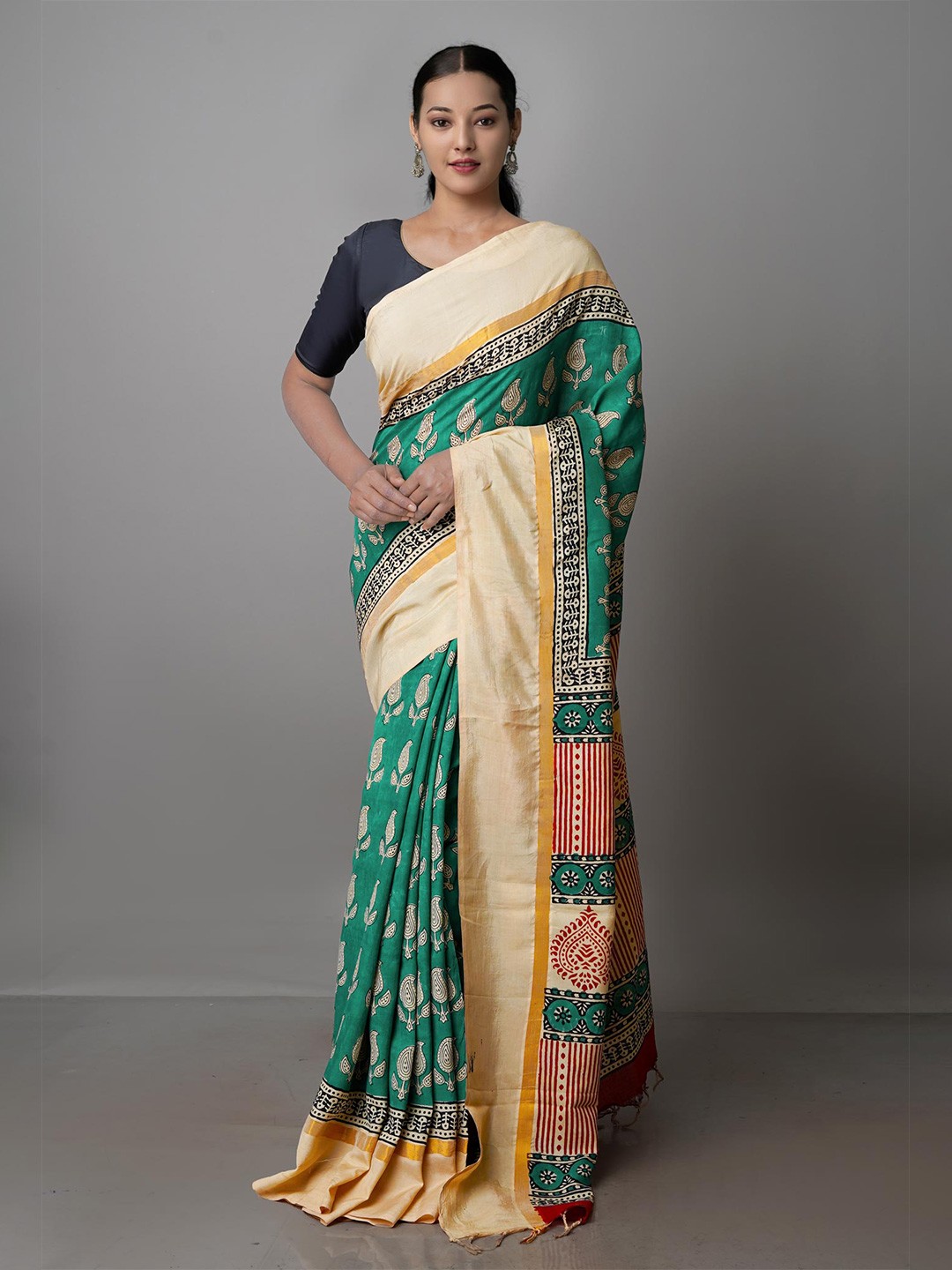 

Unnati Silks Ethnic Motifs Printed Zari Bagru Saree, Cream