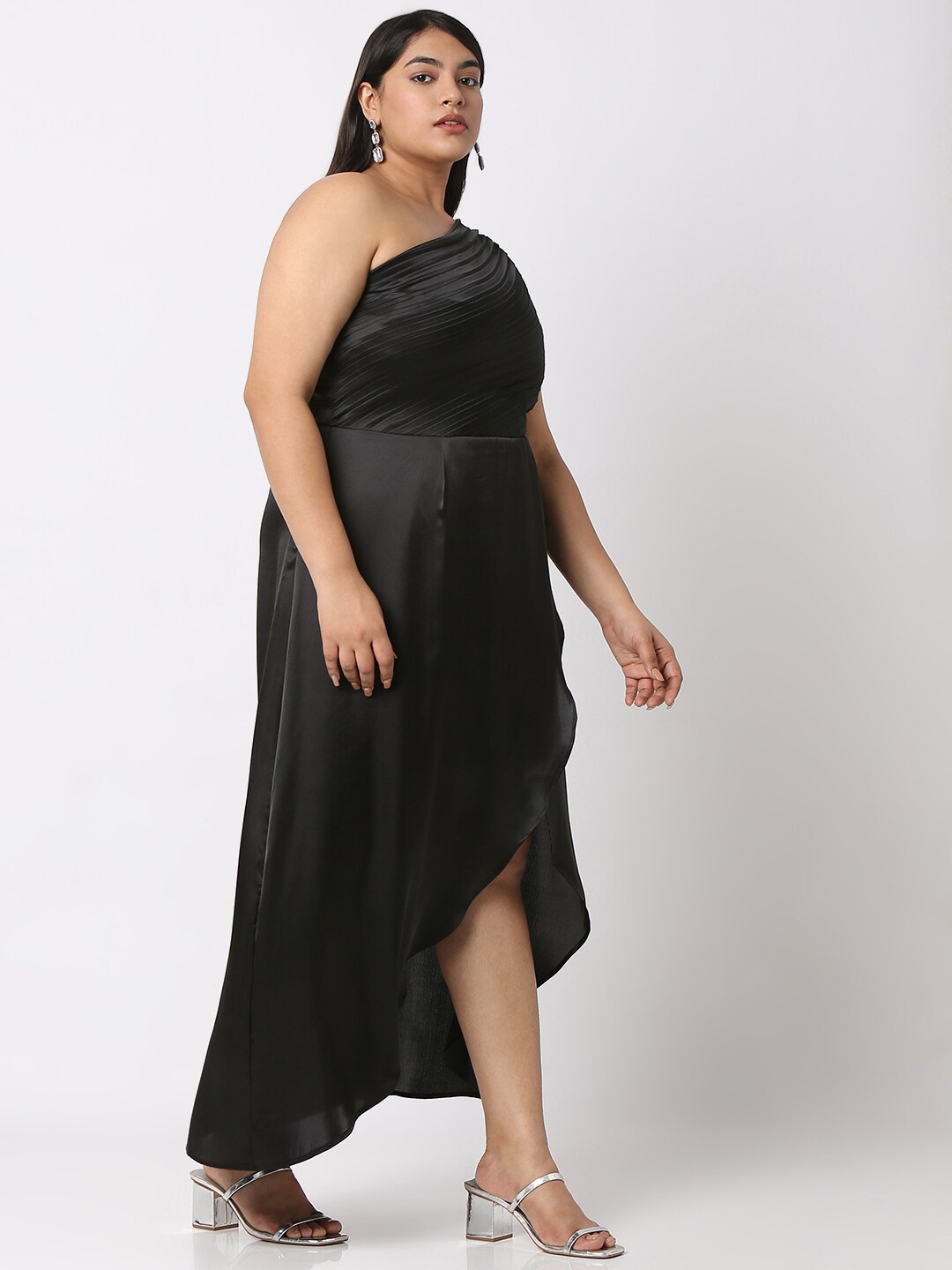 

Curves by MISH Plus Size One Shoulder Fit & Flare Maxi Dress, Black