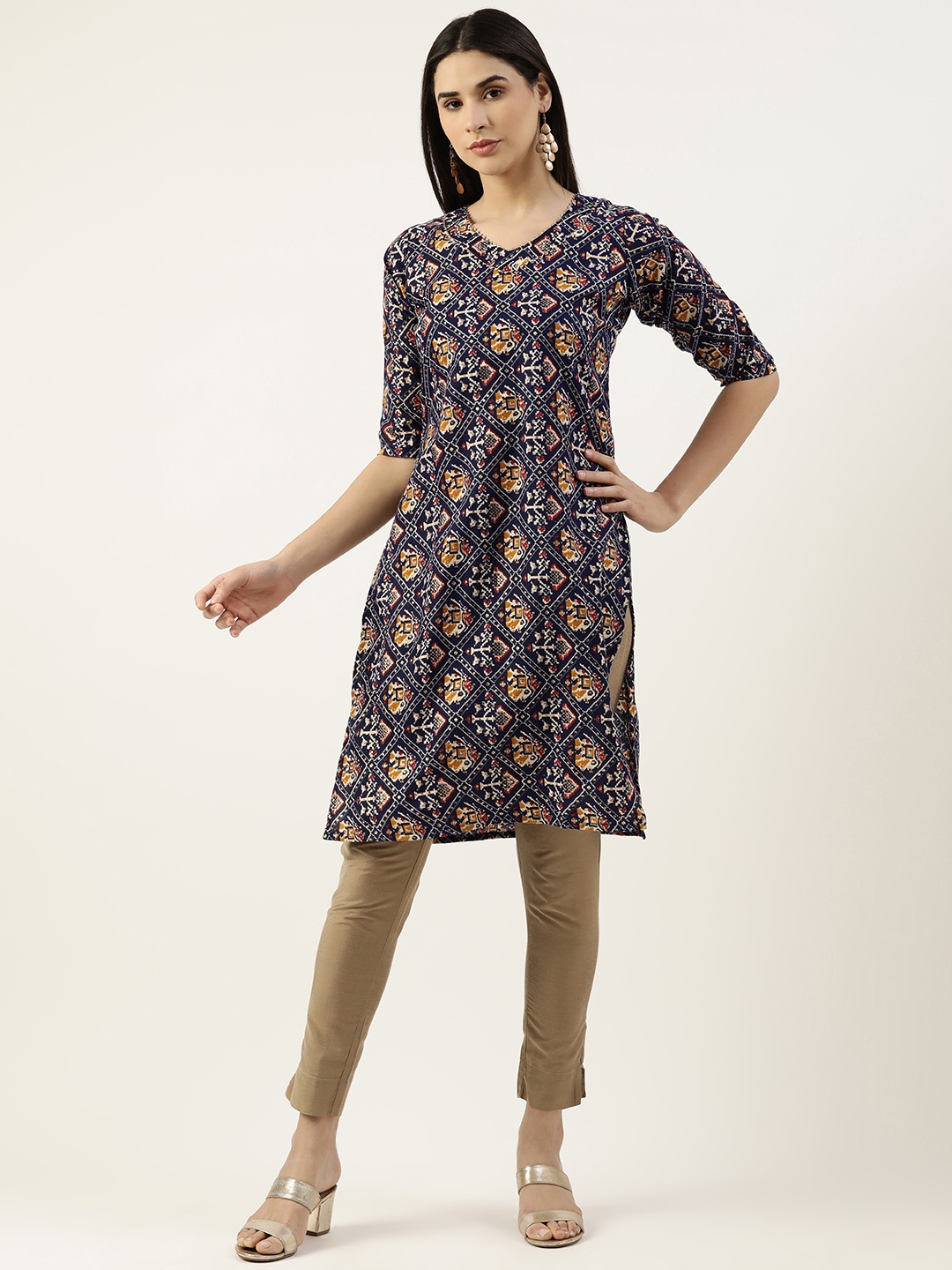 

RACHNA Ethnic Motifs Printed Gotta Patti Straight Kurta, Navy blue