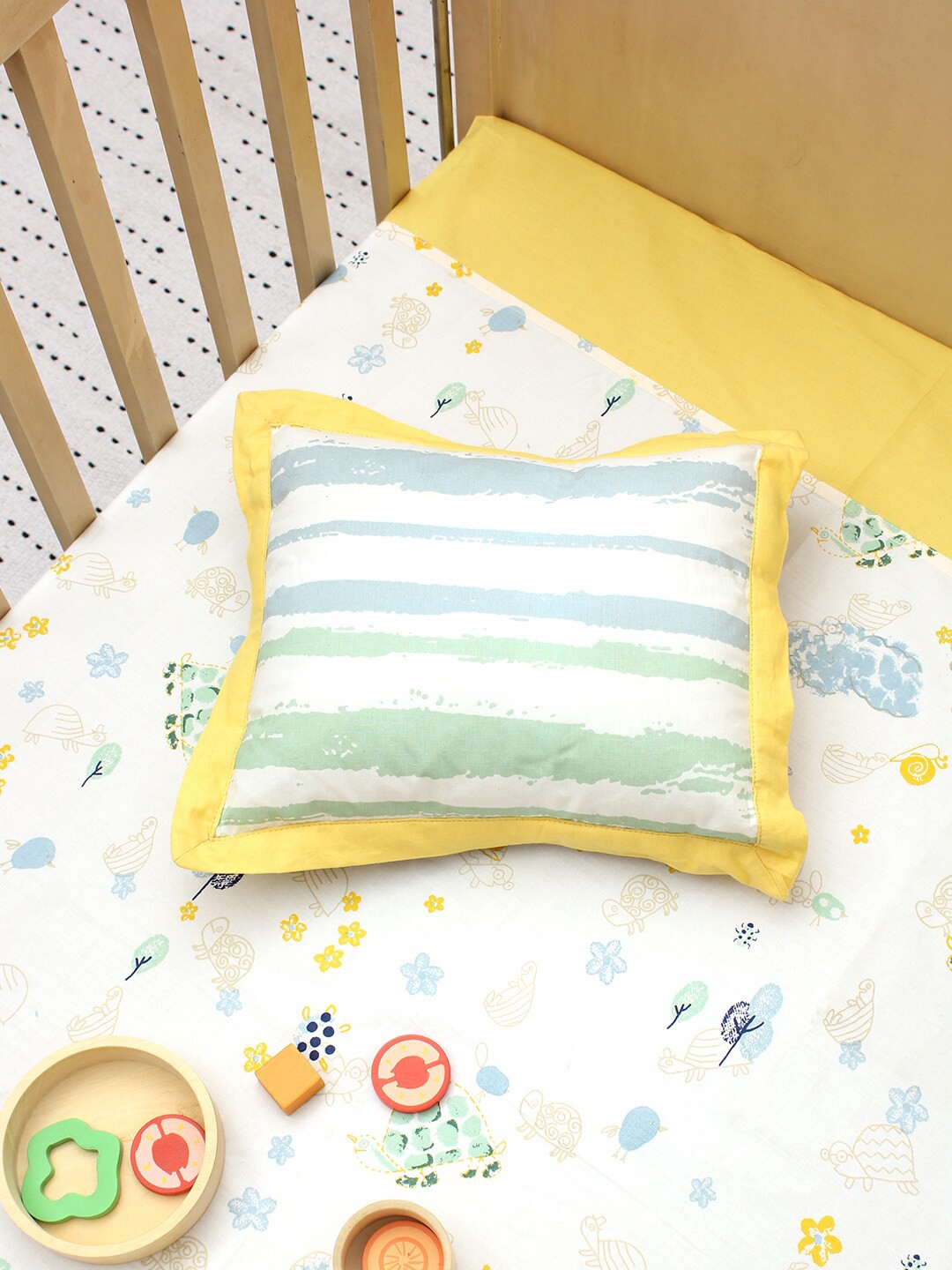 

House This Tortoise Finds His Home Kids White & Blue Print Cotton Pillow Cover With Filler