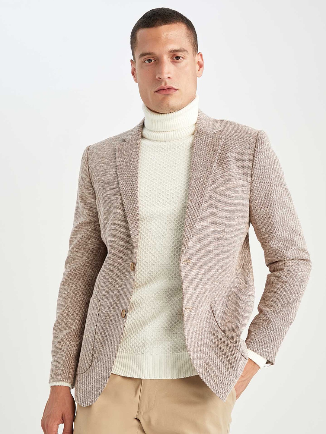 

DeFacto Men Self-Design Notched Lapel Single-Breasted Blazer, Beige