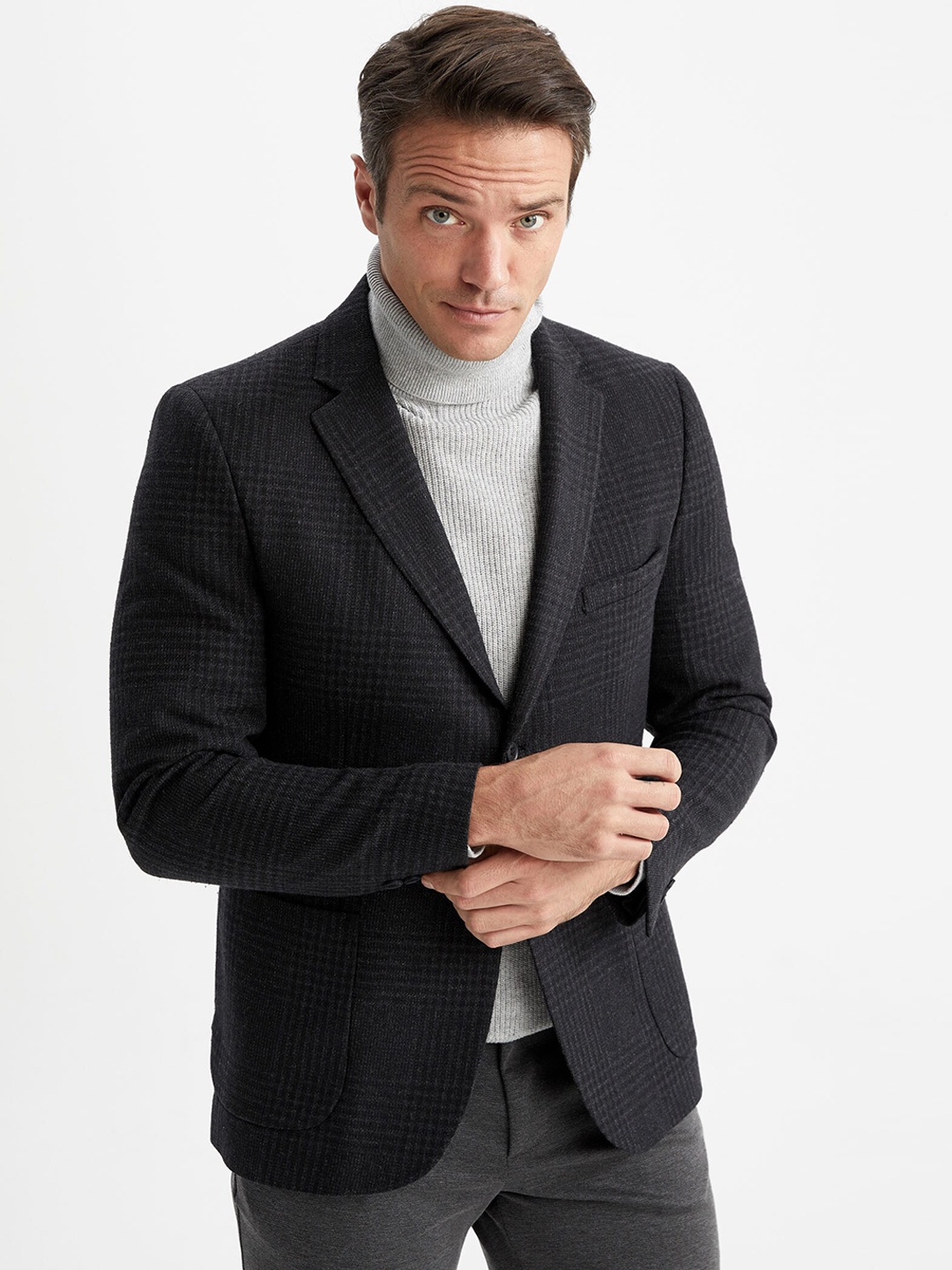 

DeFacto Men Checked Notched Lapel Single-Breasted Blazer, Black