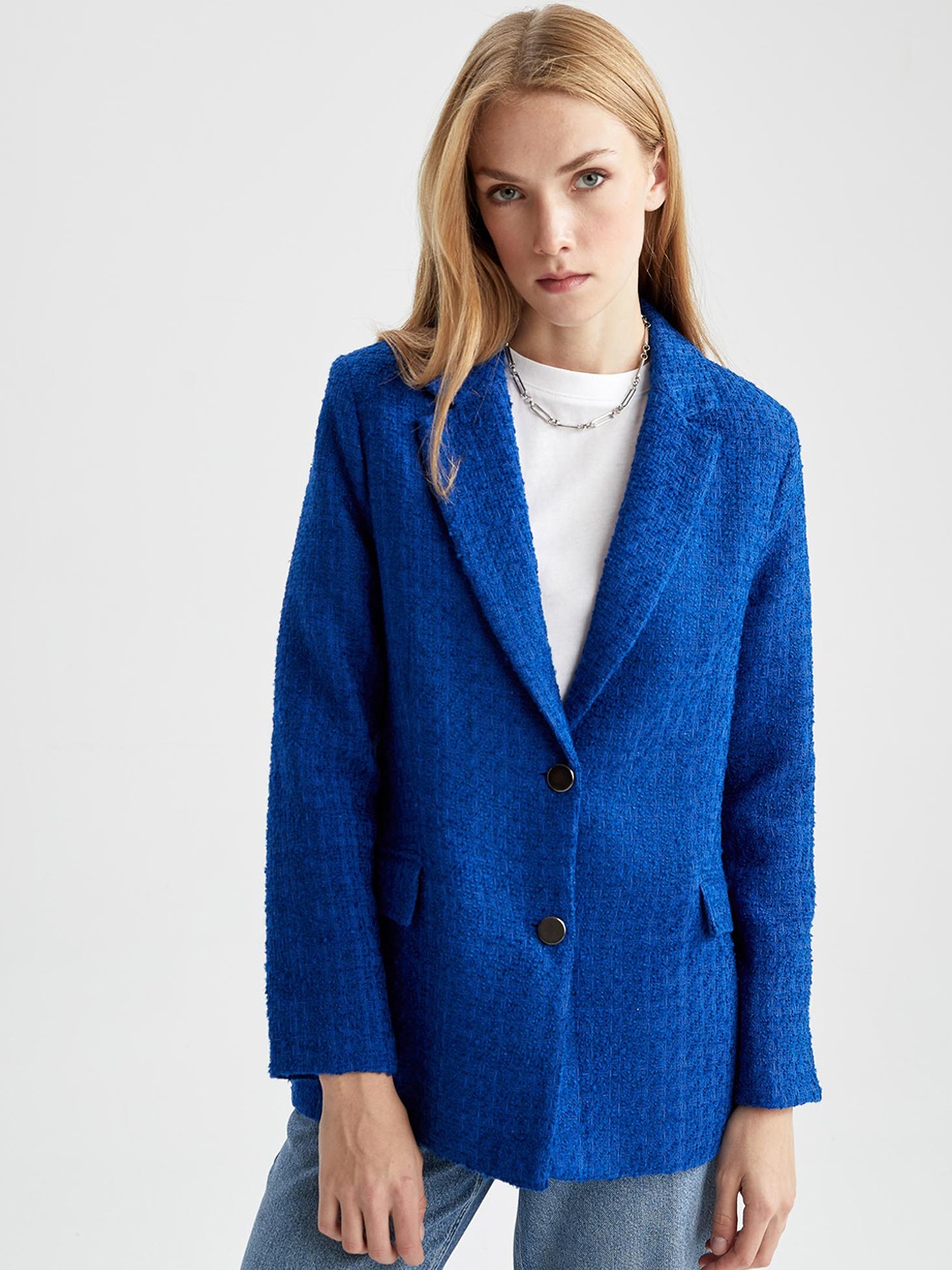 

DeFacto Women Self-Design Notched Lapel Single-Breasted Blazer, Blue