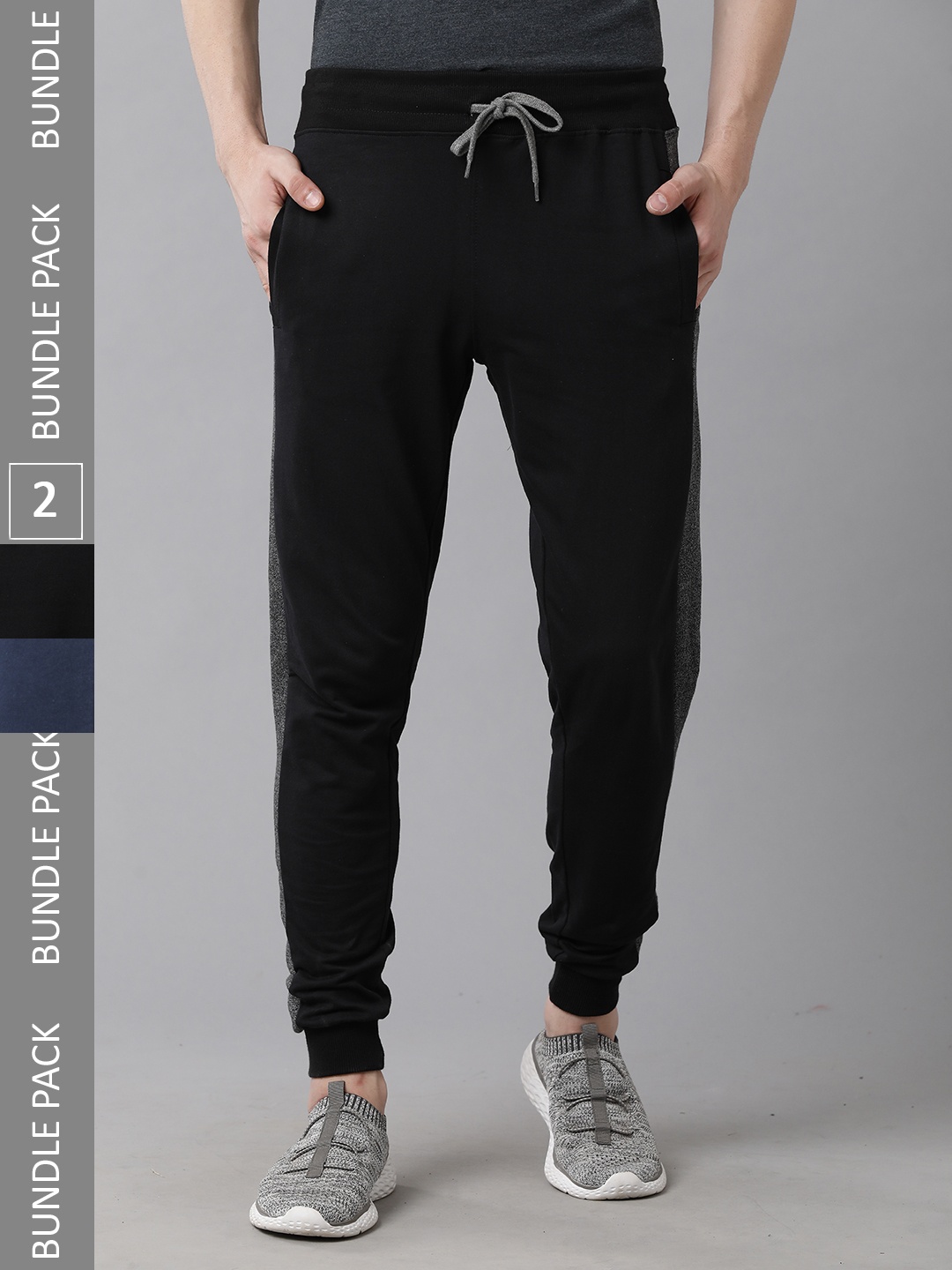 

MADSTO Men Pack Of 2 Colourblocked Cotton Slim-Fit Joggers, Navy blue