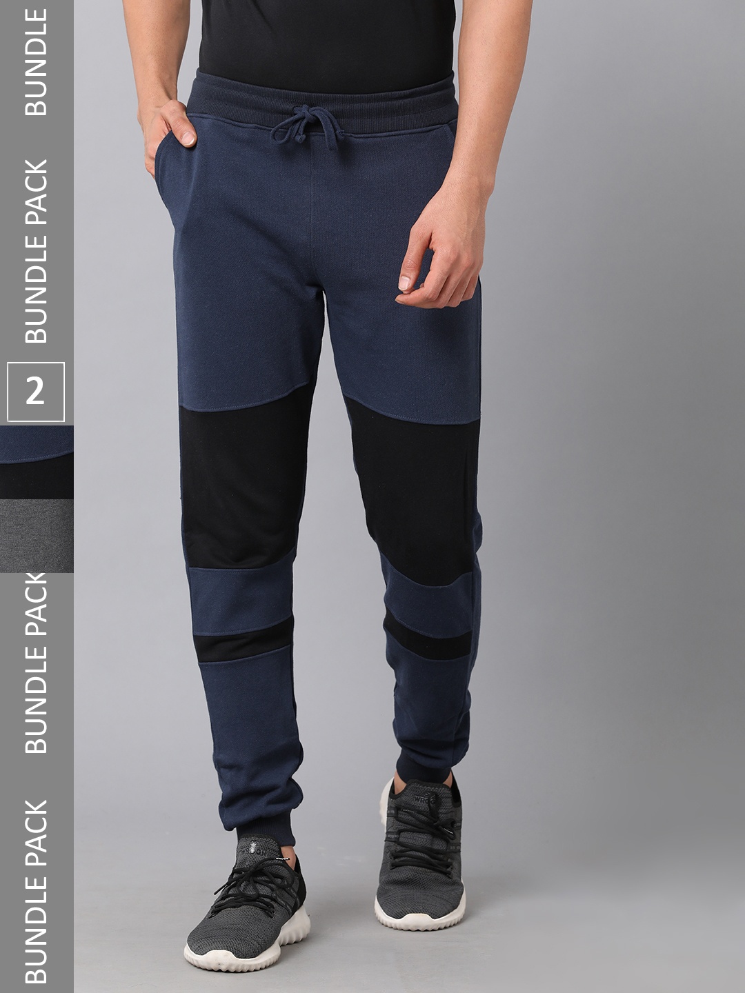 

MADSTO Men Pack Of 2 Colourblocked Cotton Slim-Fit Joggers, Navy blue