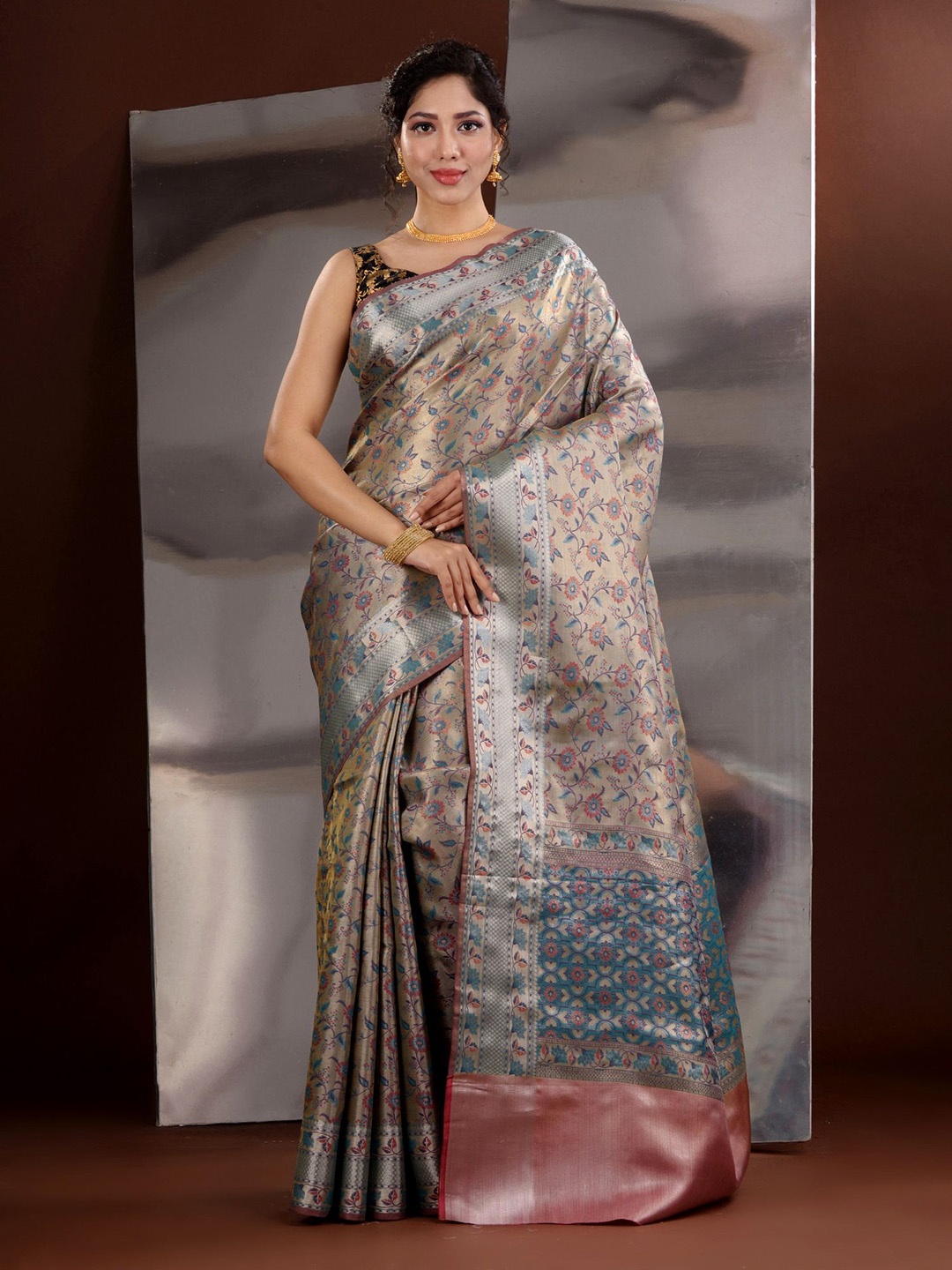 

Charukriti Floral Woven Design Zari Saree, Beige