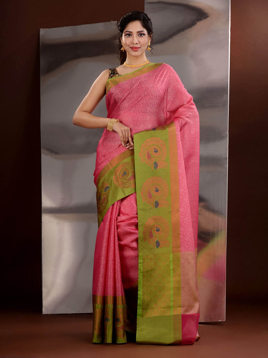 

Charukriti Ethnic Motifs Zari Silk Blend Saree, Pink
