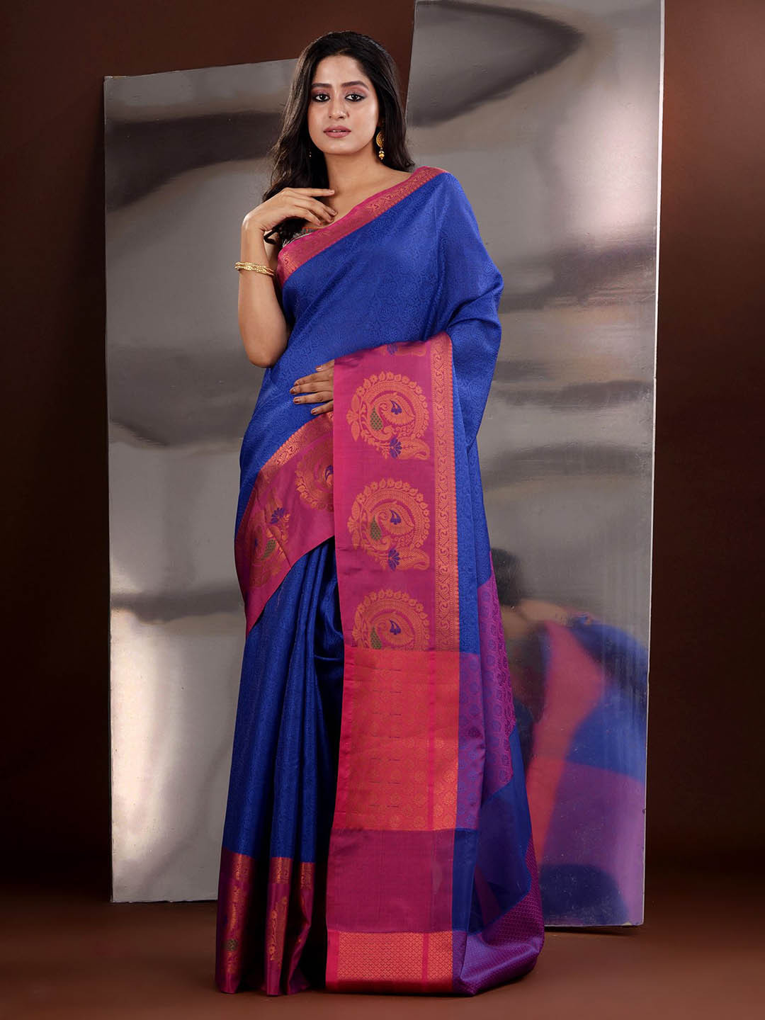 

Charukriti Ethnic Motifs Zari Silk Blend Saree, Blue